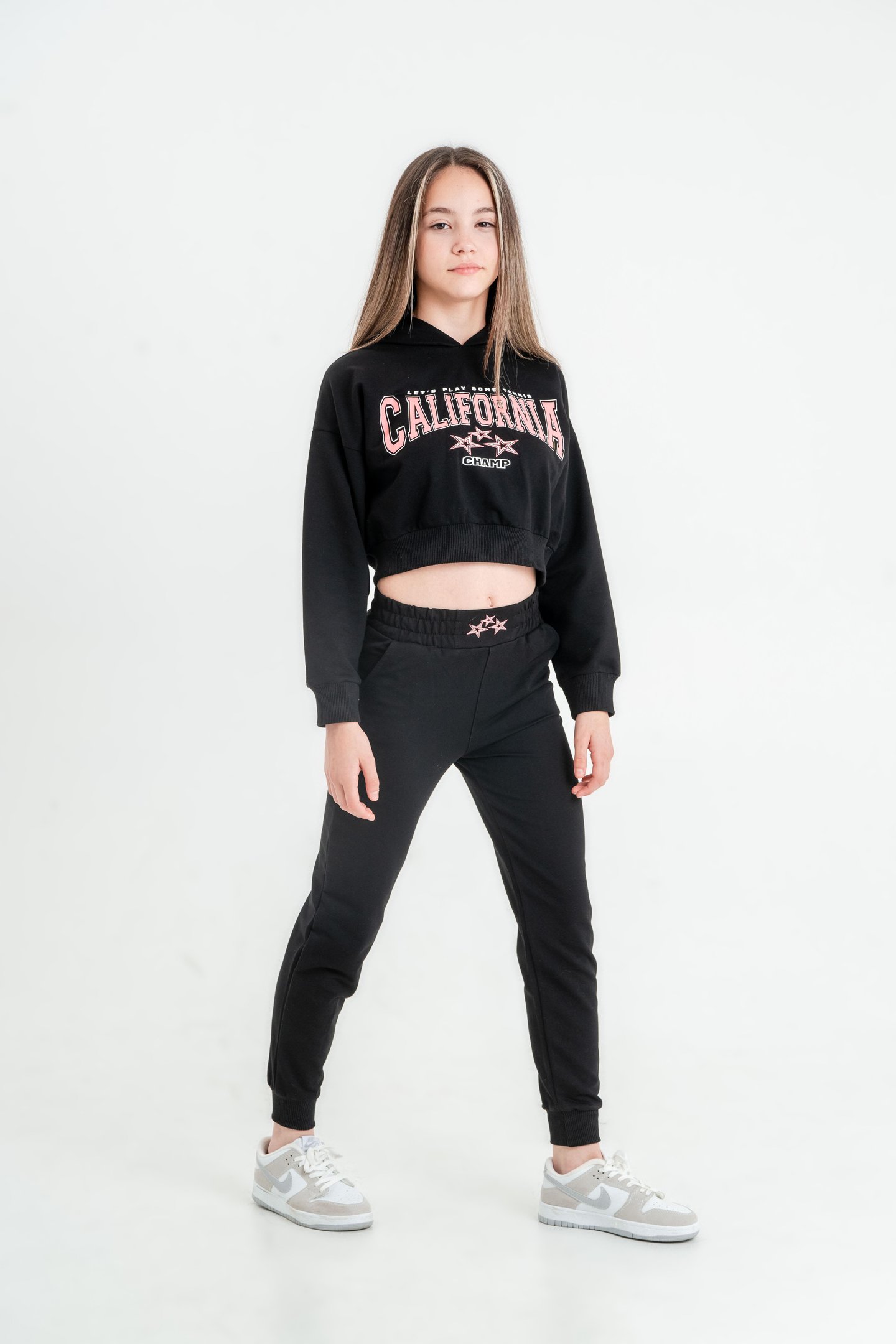 California Baskılı Crop Kapüşonlu Kız Çocuk Alt Üst Eşofman Takımı