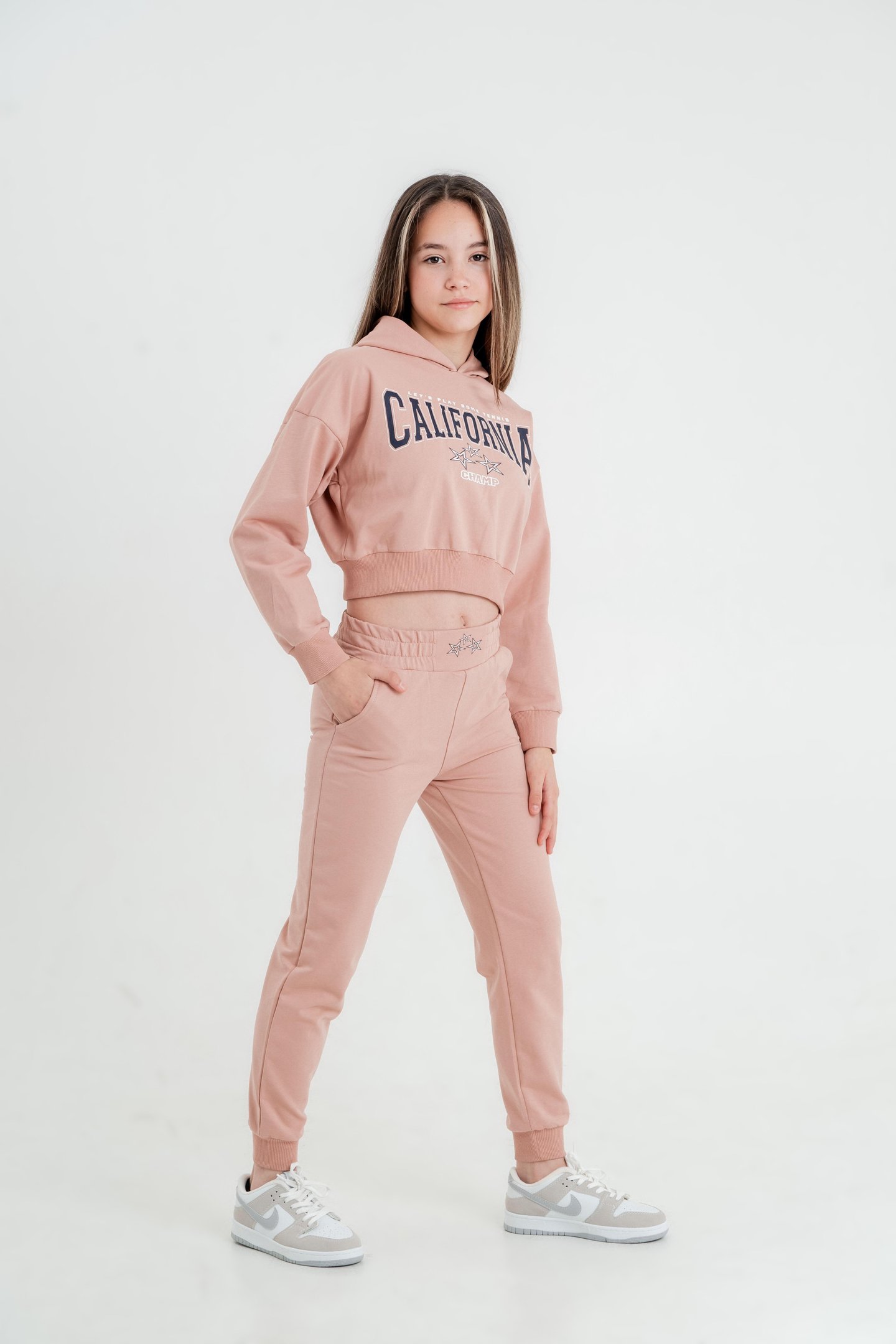 California Baskılı Crop Kapüşonlu Kız Çocuk Alt Üst Eşofman Takımı