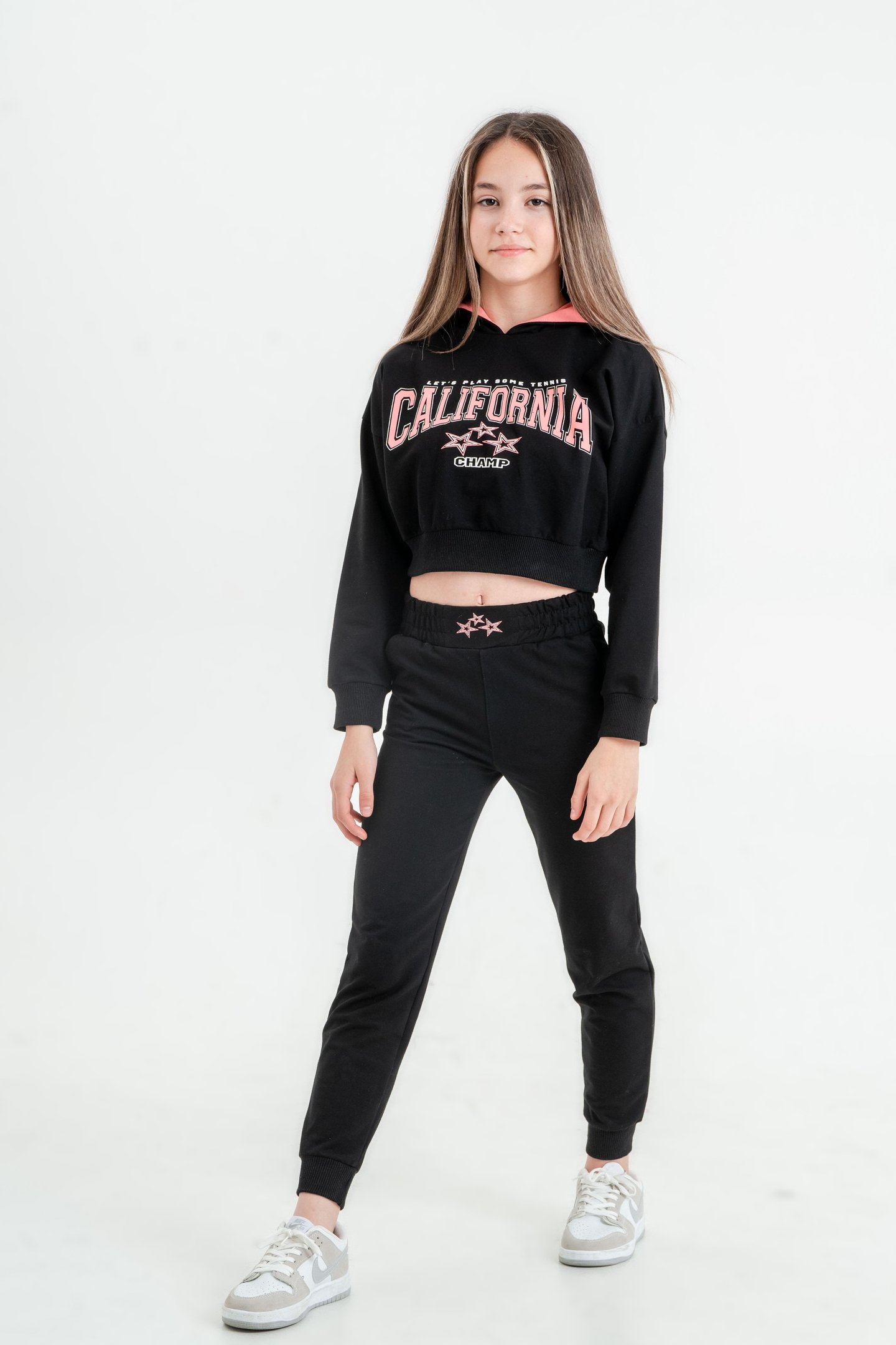 California Baskılı Crop Kapüşonlu Kız Çocuk Alt Üst Eşofman Takımı