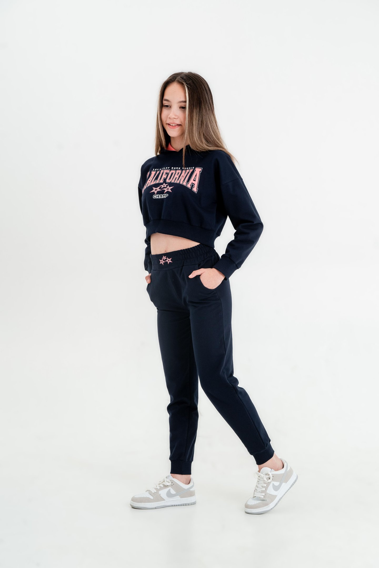 California Baskılı Crop Kapüşonlu Kız Çocuk Alt Üst Eşofman Takımı