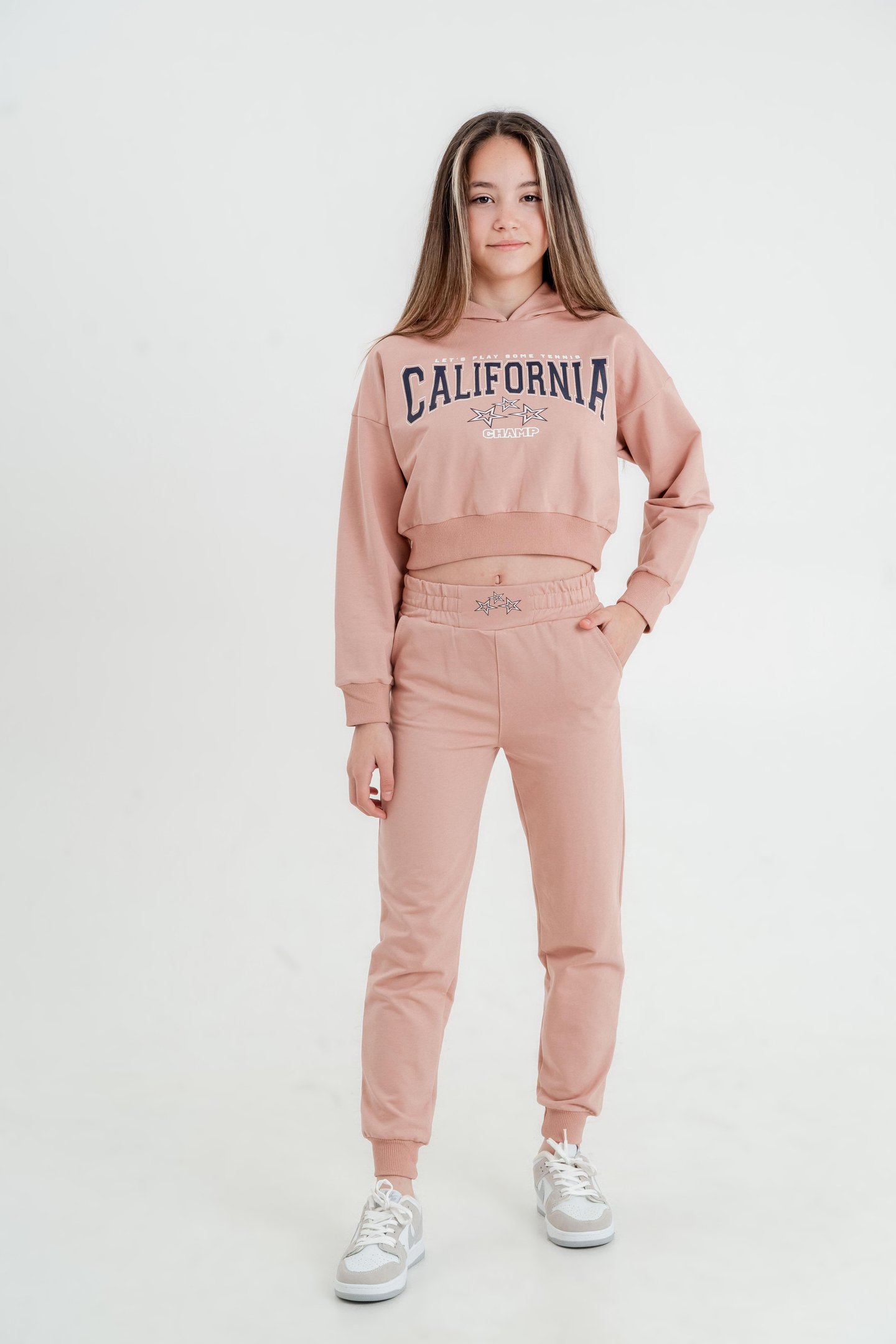 California Baskılı Crop Kapüşonlu Kız Çocuk Alt Üst Eşofman Takımı