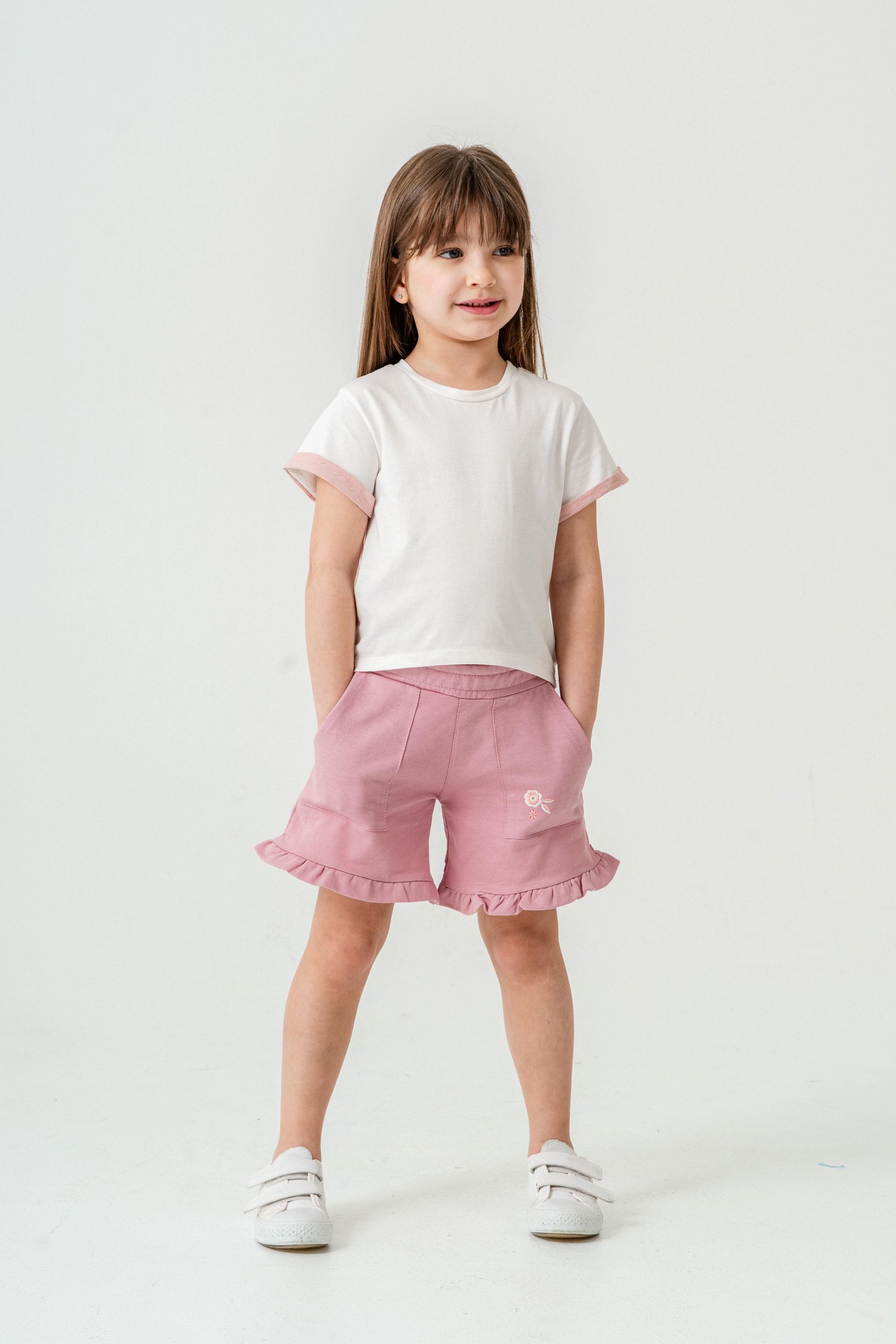 Çiçek Nakışlı Kız Çocuk Şort
