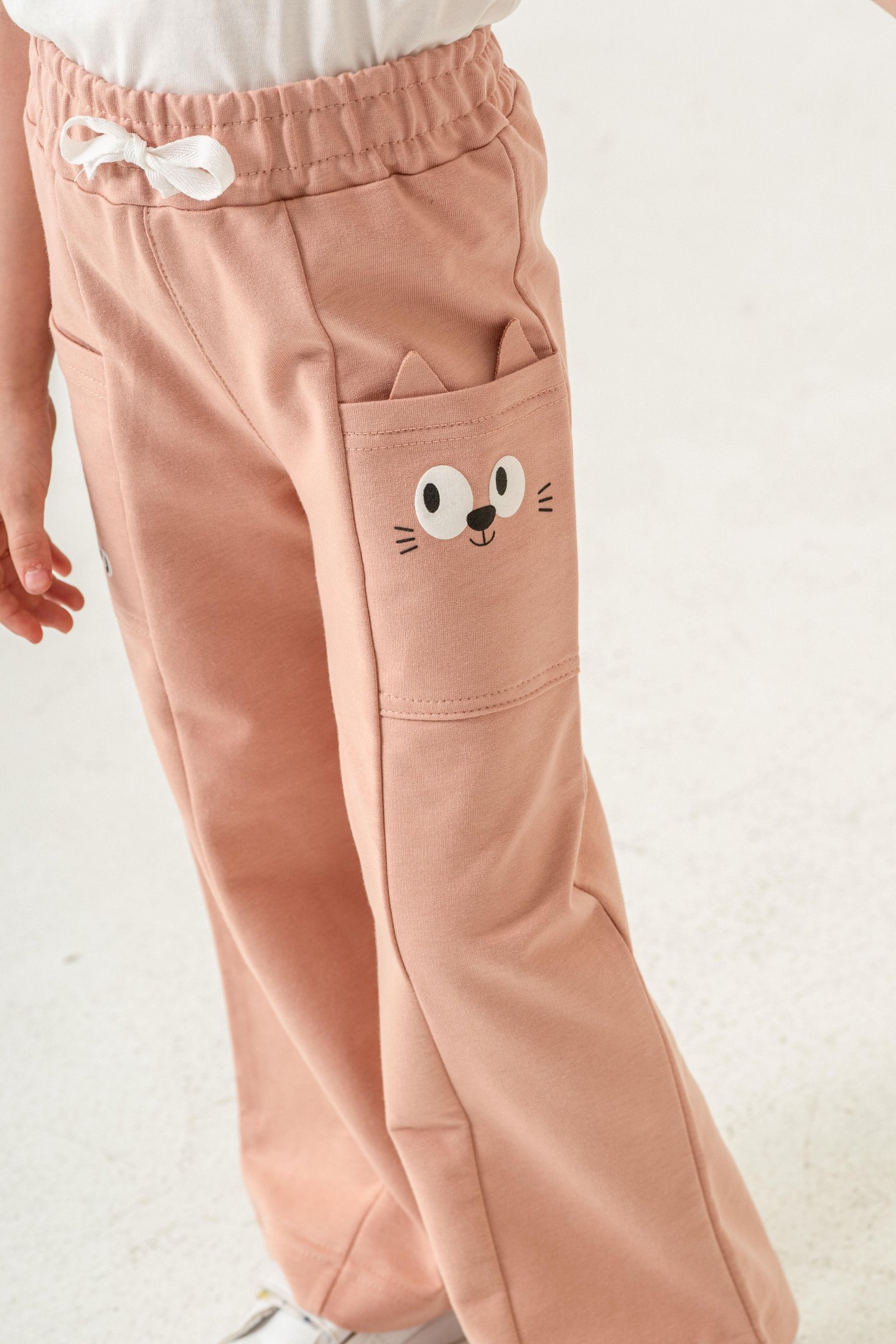 Çift Cepli Cep Baskılı Kız Çocuk Eşofman Altı