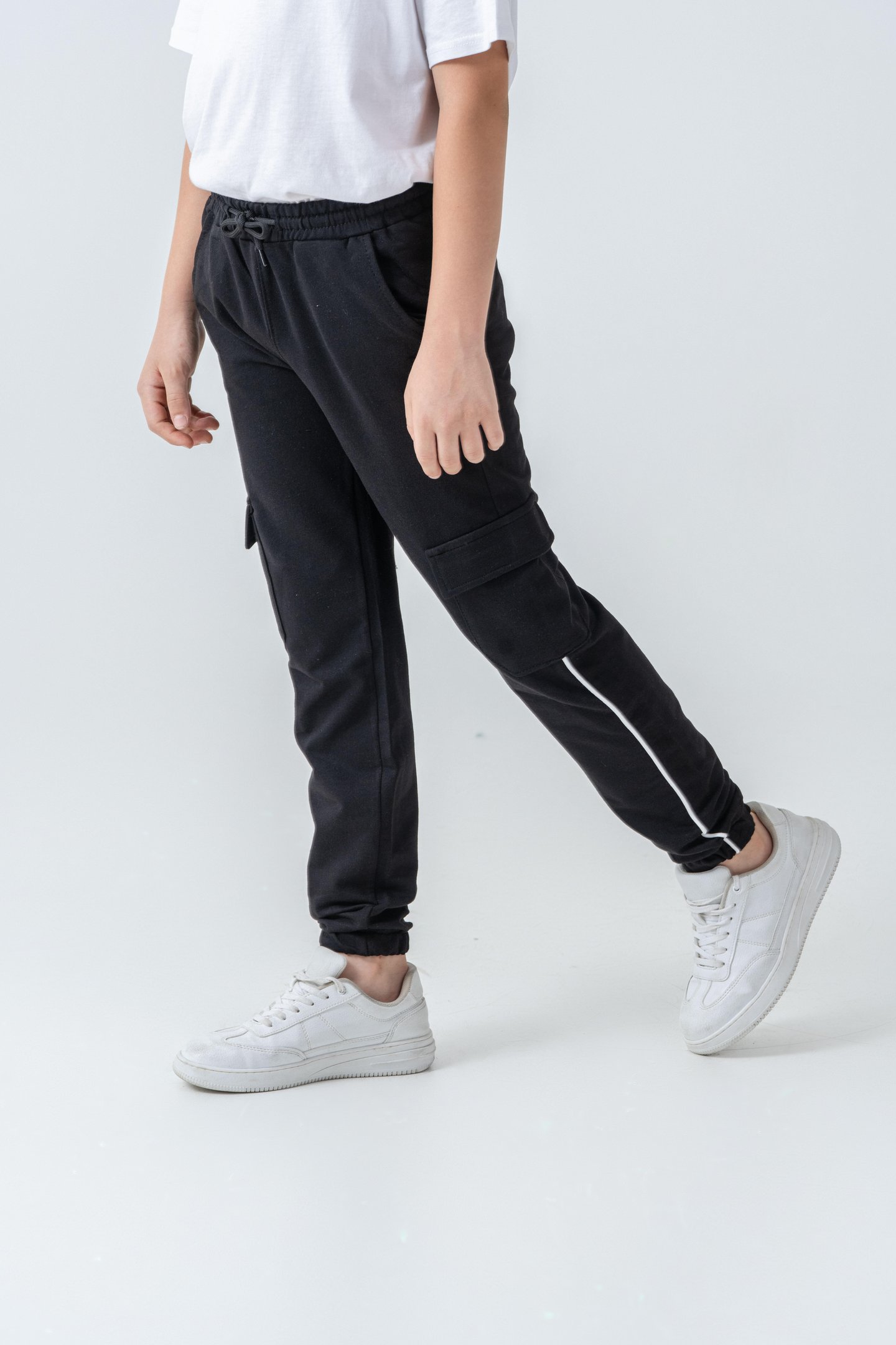 Çift Kargo Cepli Sağ Cep Baskılı Çift Bacak Biyeli Erkek Çocuk Eşofman Altı