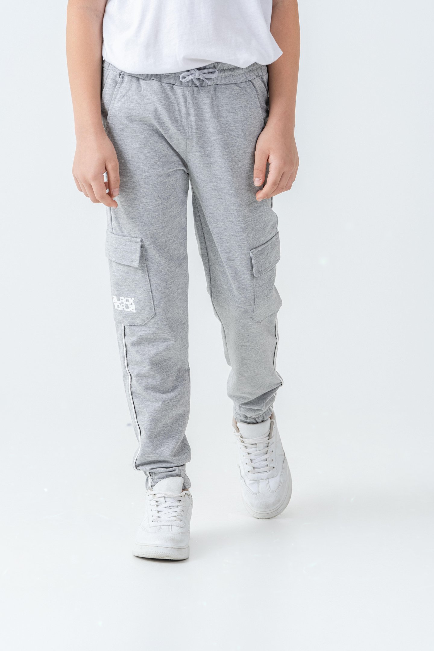 Çift Kargo Cepli Sağ Cep Baskılı Çift Bacak Biyeli Erkek Çocuk Eşofman Altı