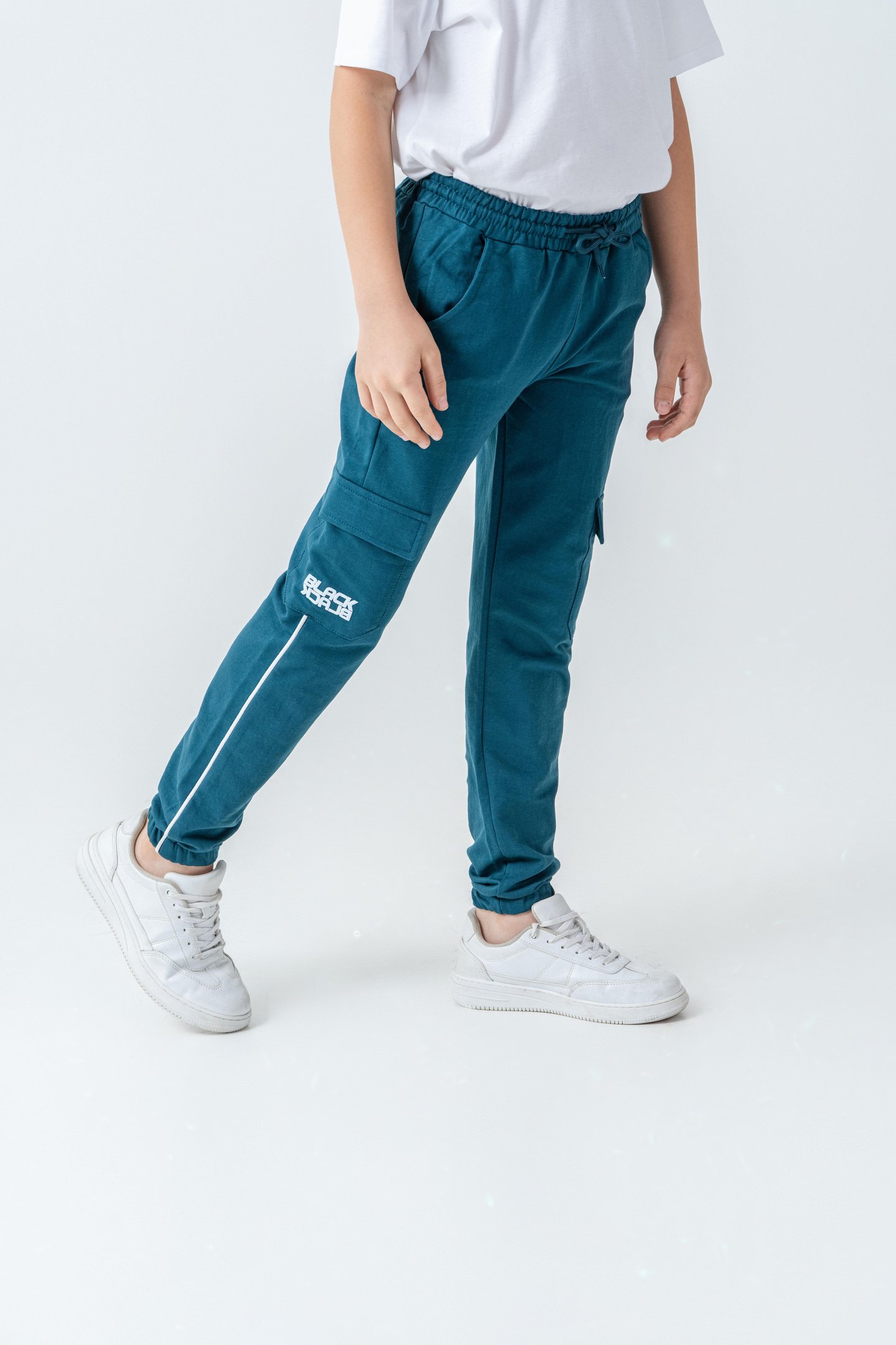 Çift Kargo Cepli Sağ Cep Baskılı Çift Bacak Biyeli Erkek Çocuk Eşofman Altı