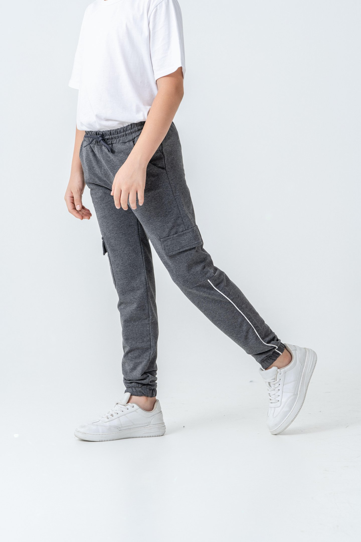 Çift Kargo Cepli Sağ Cep Baskılı Çift Bacak Biyeli Erkek Çocuk Eşofman Altı