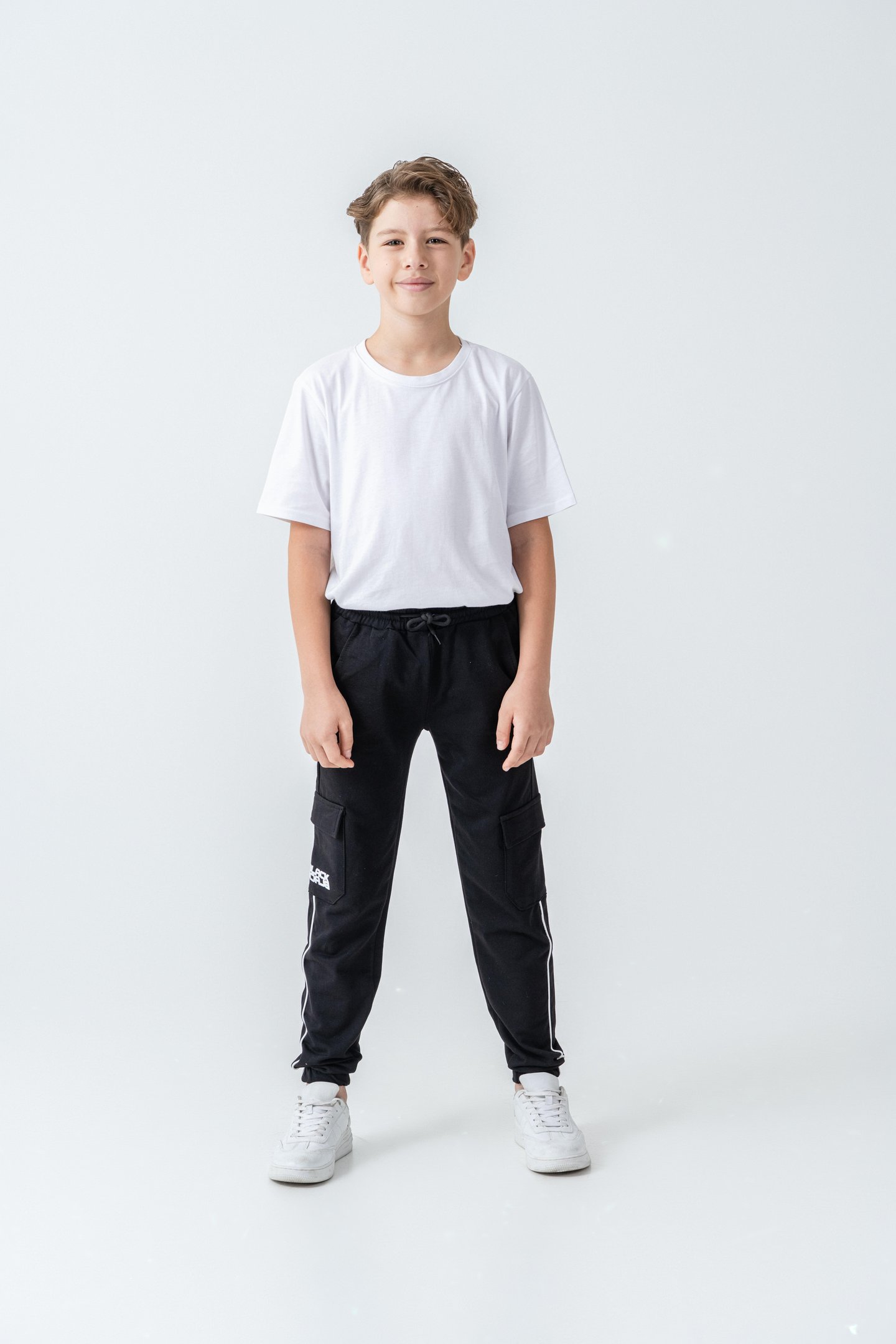 Çift Kargo Cepli Sağ Cep Baskılı Çift Bacak Biyeli Erkek Çocuk Eşofman Altı