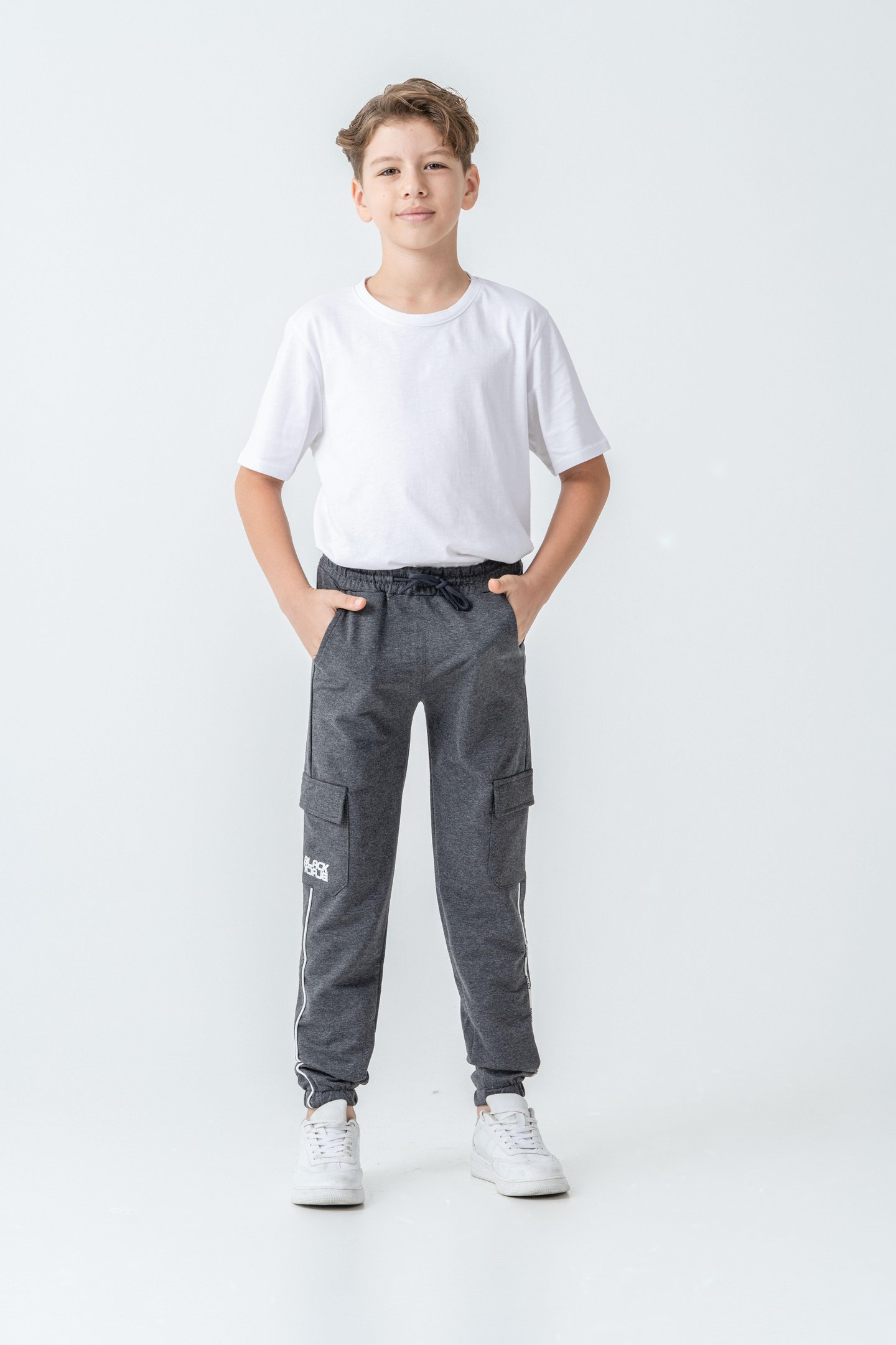 Çift Kargo Cepli Sağ Cep Baskılı Çift Bacak Biyeli Erkek Çocuk Eşofman Altı