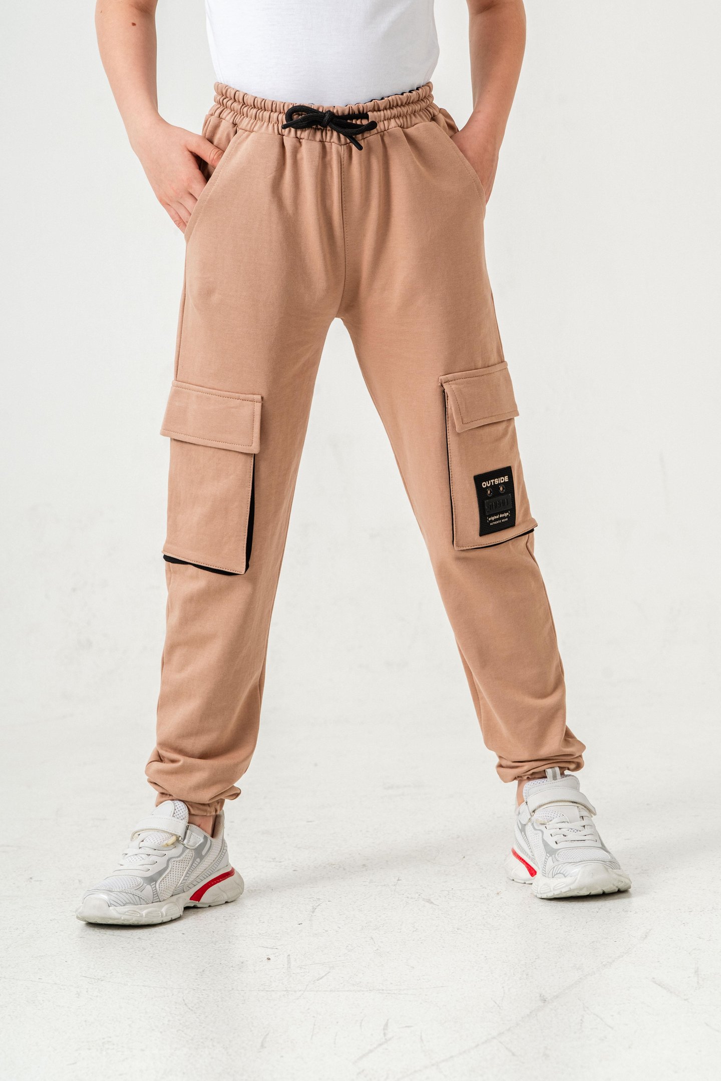 Çift Kargo Cepli Sol Cep Kapagı Armalı Erkek Çoçuk Eşofman Altı