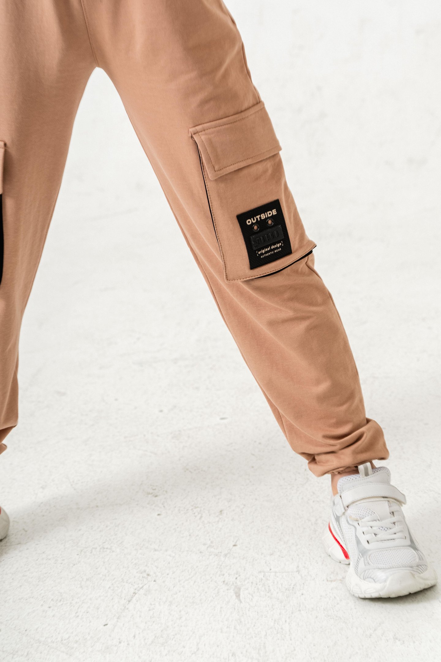 Çift Kargo Cepli Sol Cep Kapagı Armalı Erkek Çoçuk Eşofman Altı