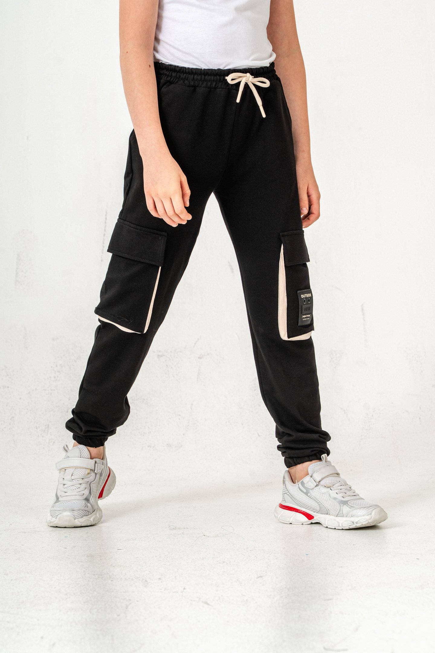 Çift Kargo Cepli Sol Cep Kapagı Armalı Erkek Çoçuk Eşofman Altı