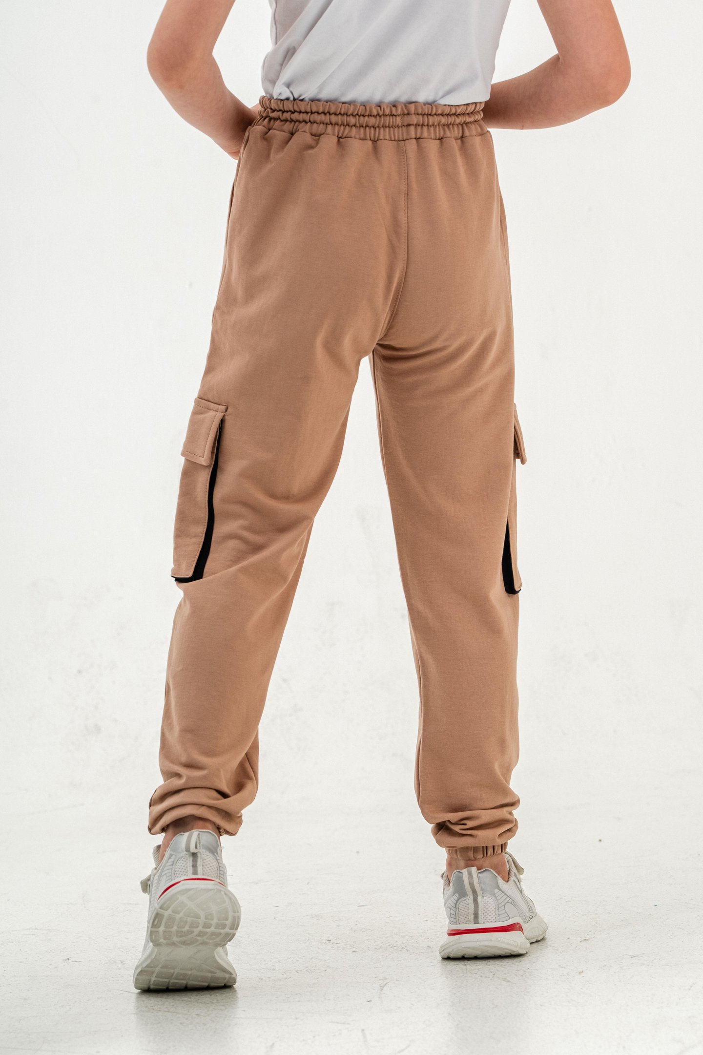 Çift Kargo Cepli Sol Cep Kapagı Armalı Erkek Çoçuk Eşofman Altı