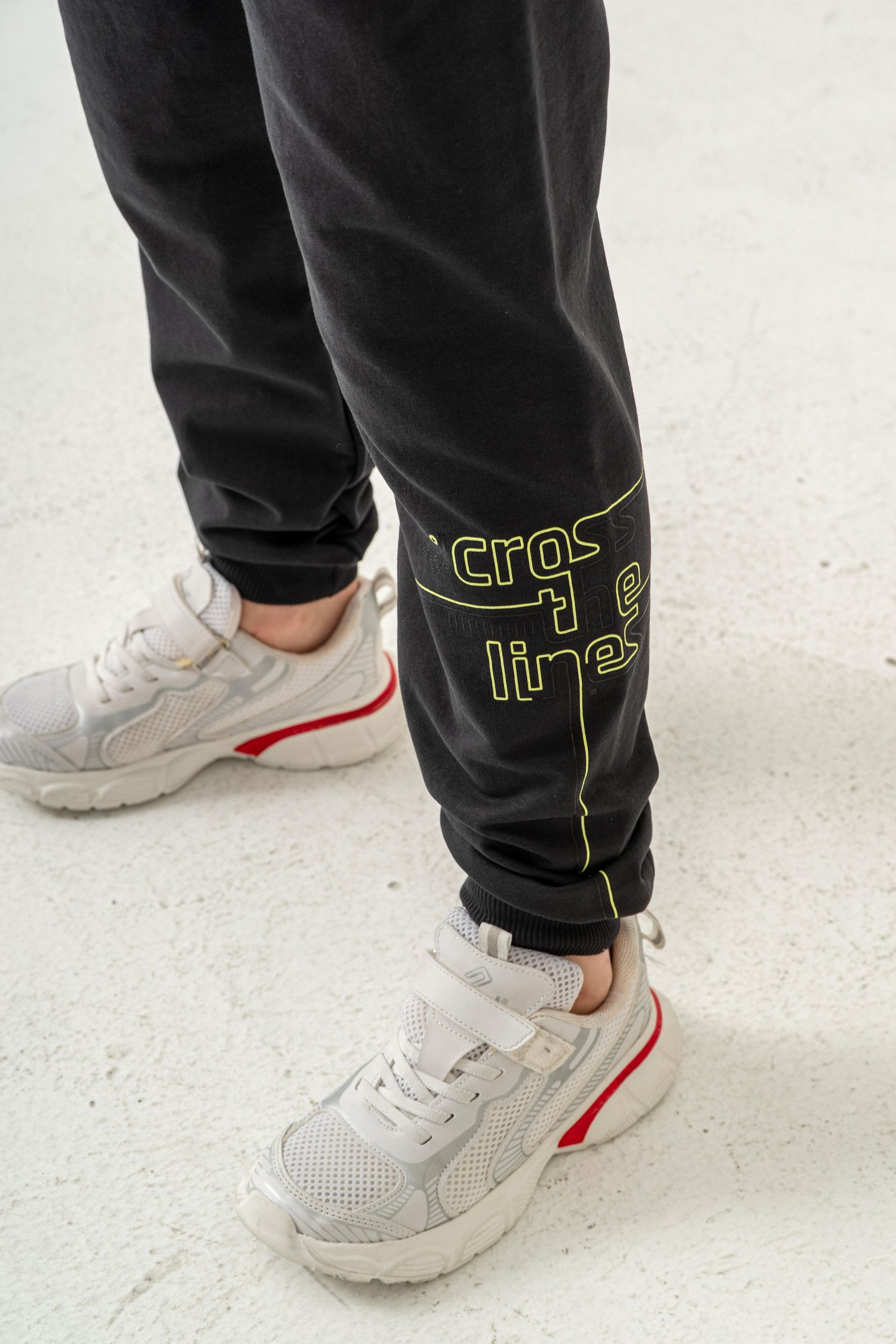 Croos The Lines Baskılı Cepler Fermuarlı Erkek Çocuk Eşofman Altı