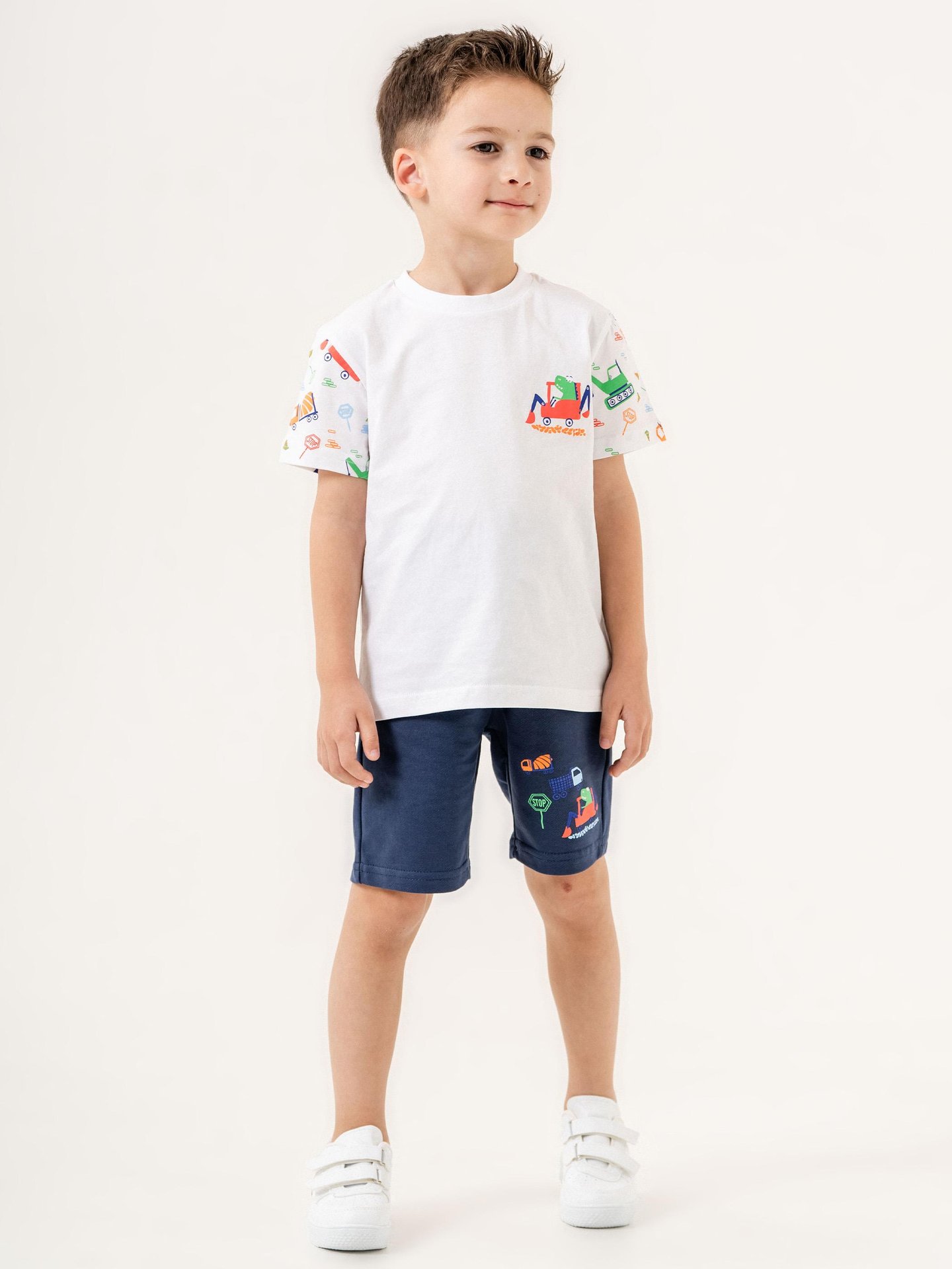 Dino Traktör Baskılı Erkek Çocuk Alt Üst Tişört Şort Takımı