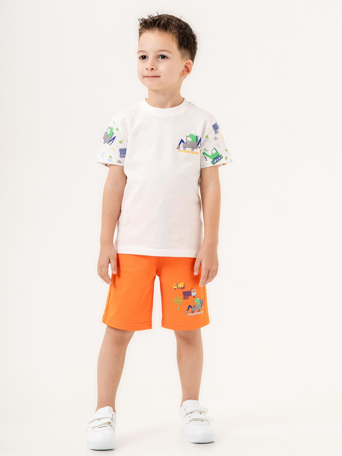 Dino Traktör Baskılı Erkek Çocuk Alt Üst Tişört Şort Takımı