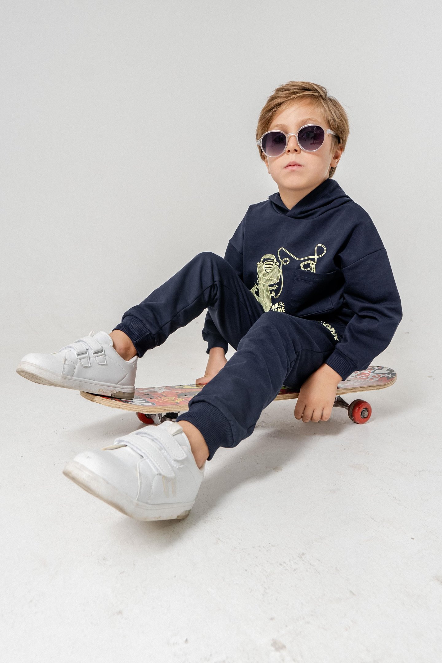 Dinozor Make Some Noise Baskılı Bacak Baskı Detaylı Kapüşonlu Erkek Çocuk Alt Üst Eşofman Takımı