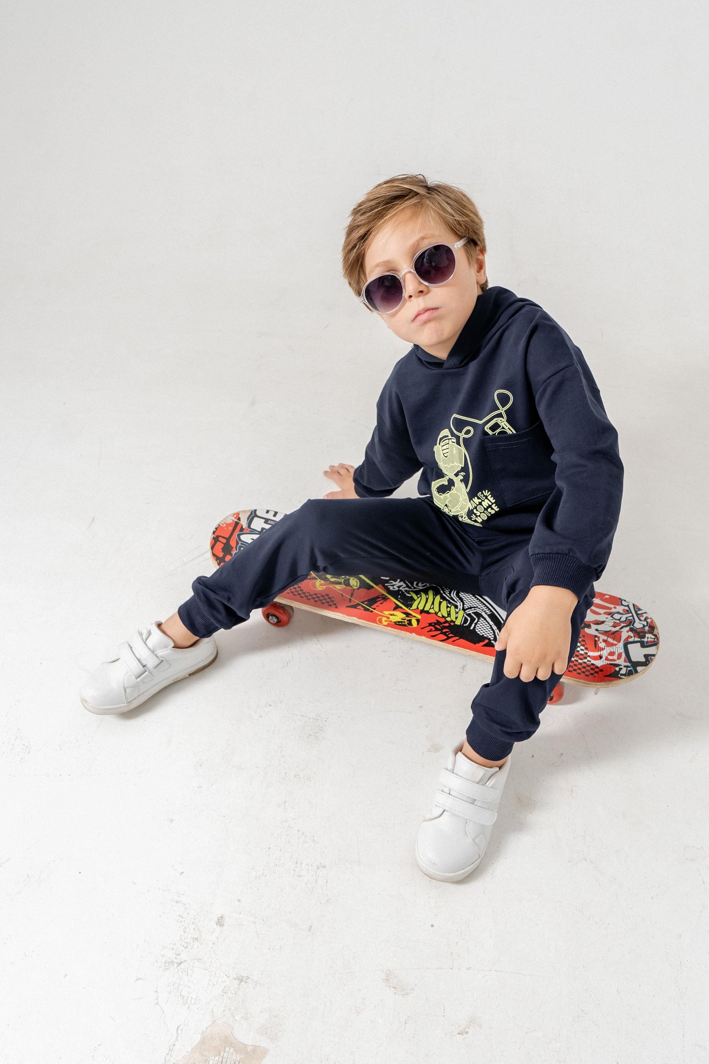 Dinozor Make Some Noise Baskılı Bacak Baskı Detaylı Kapüşonlu Erkek Çocuk Alt Üst Eşofman Takımı