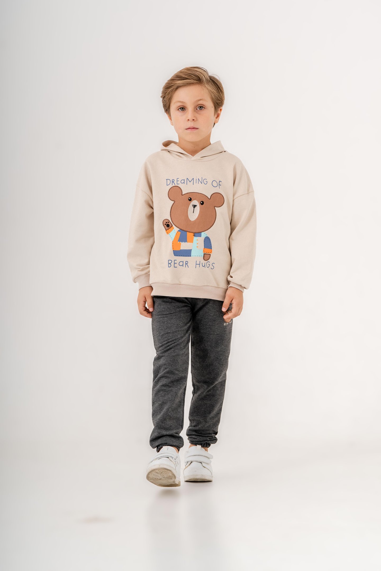 Dreaming Of Bear Hugs Baskılı Erkek Çocuk Alt-Üst Eşofman Takımı