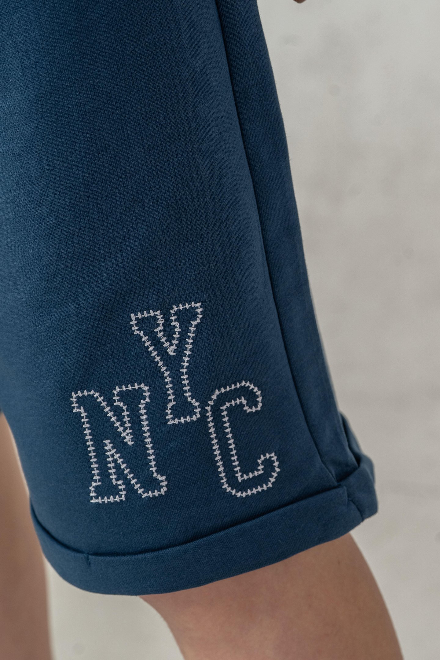 Duble Paçalı Nyc Nakışlı Erkek Çocuk Şort