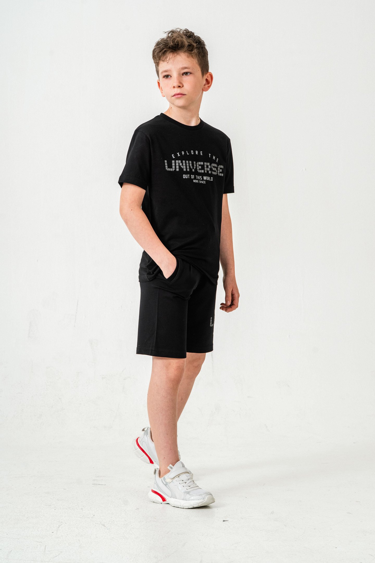 Explore The Universe Out Of This World More Space Baskılı Erkek Çocuk Şort - Tişört Takımı