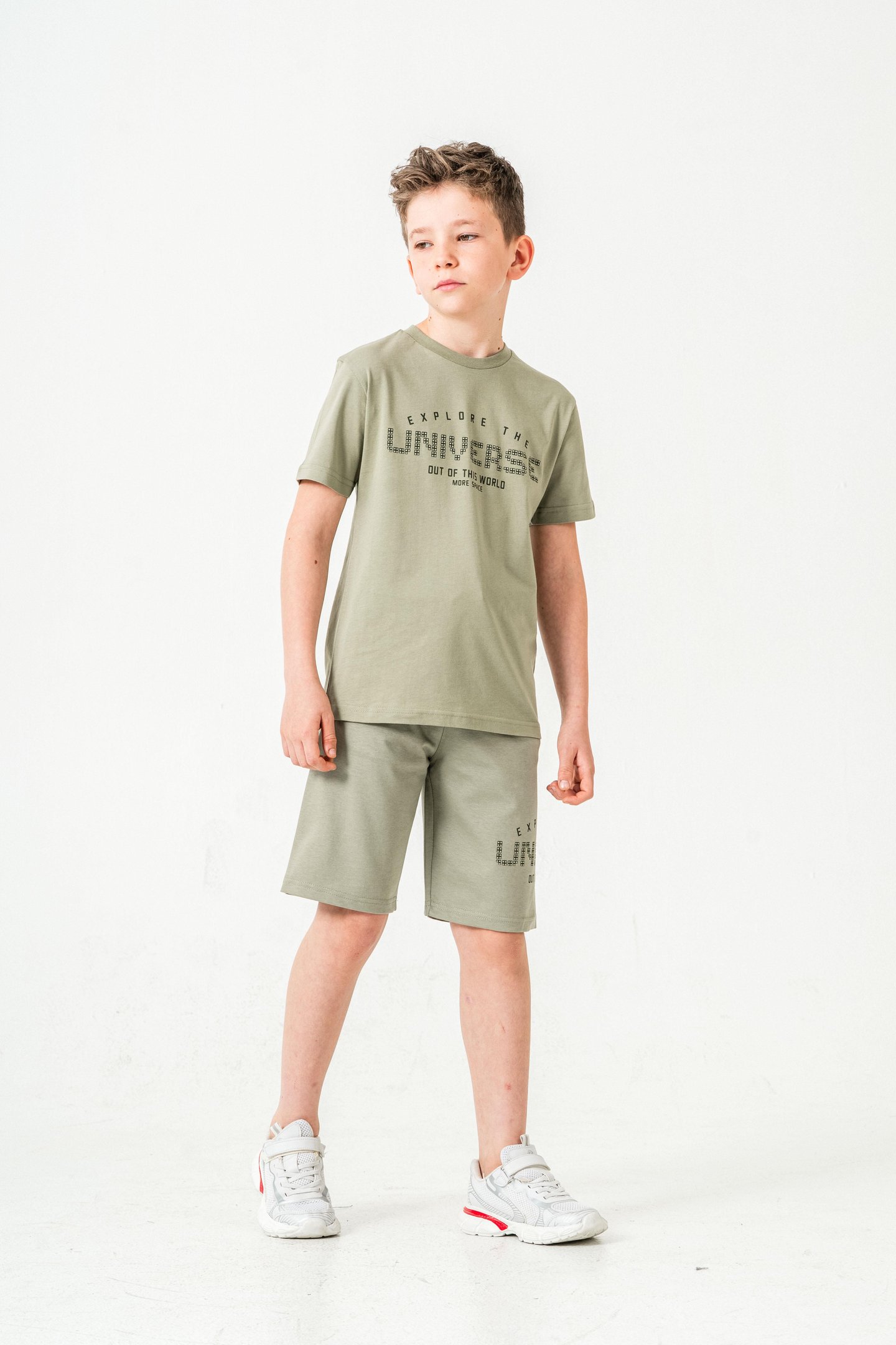 Explore The Universe Out Of This World More Space Baskılı Erkek Çocuk Şort - Tişört Takımı