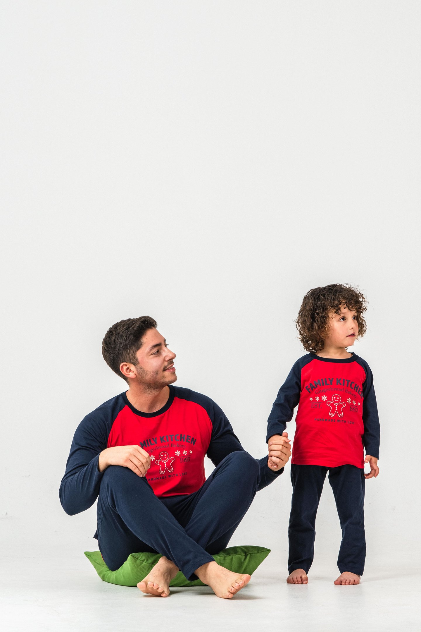 Family Kitchen Baskılı  Erkek Yetişkin Pijama Takım