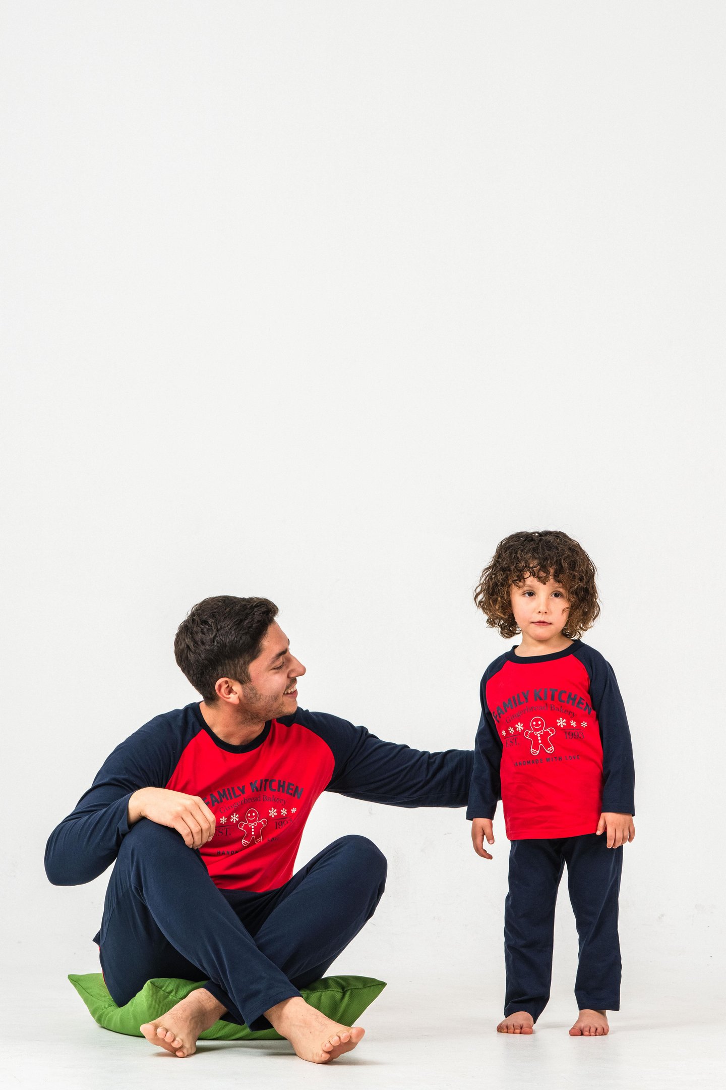 Family Kitchen Baskılı  Erkek Yetişkin Pijama Takım