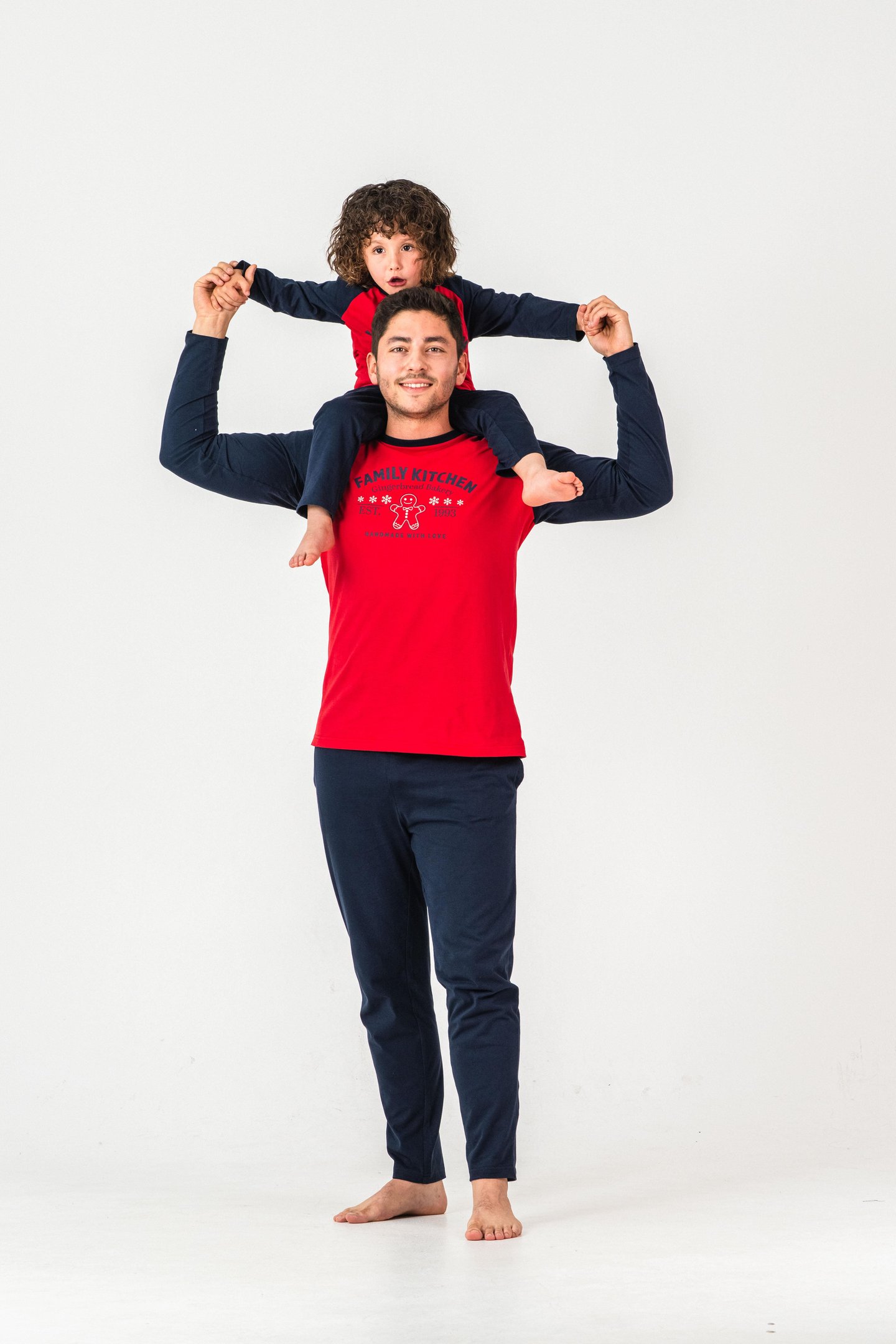 Family Kitchen Baskılı  Erkek Yetişkin Pijama Takım