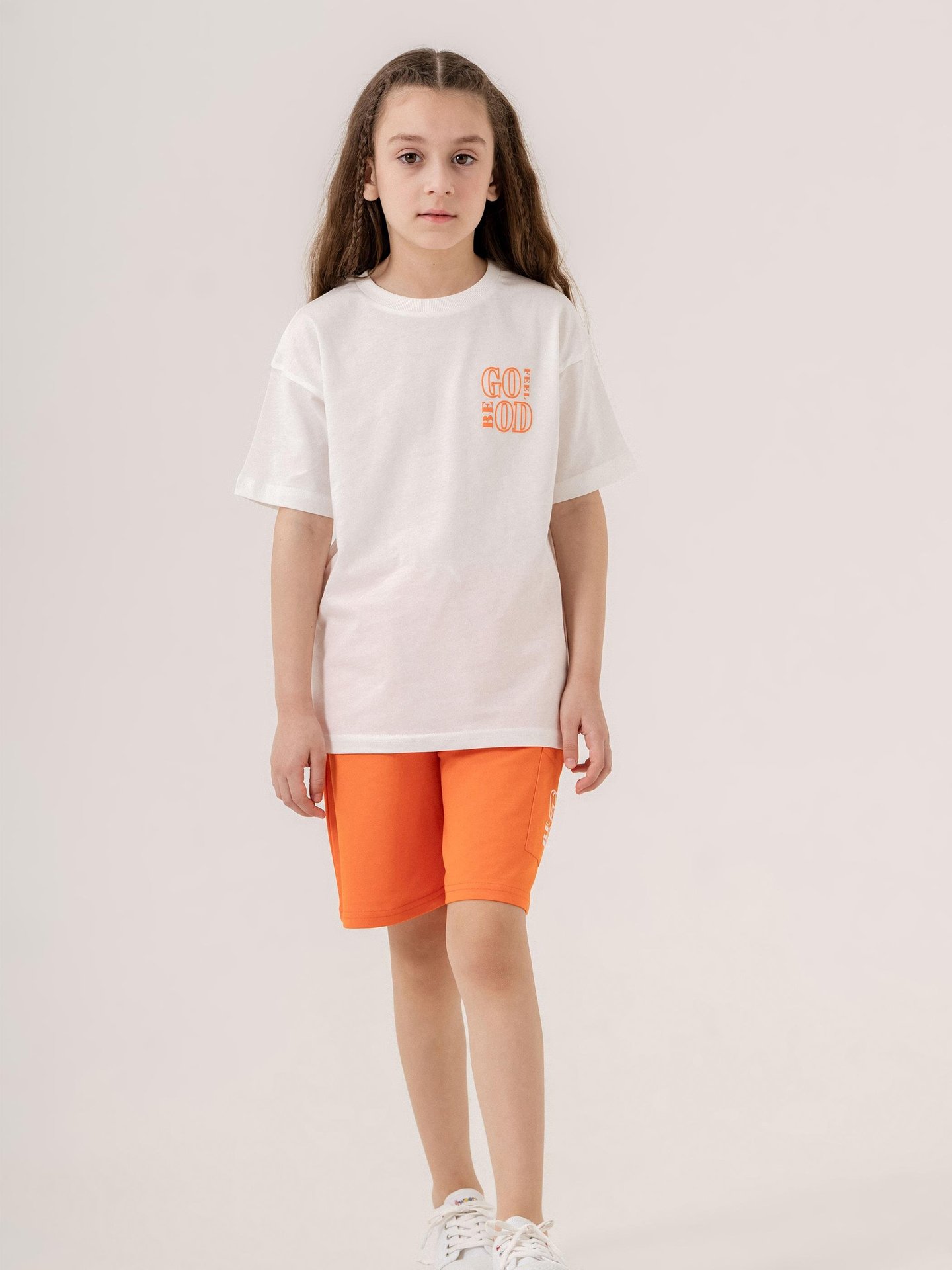 Feel Be God Baskılı Cep Baskı Detaylı Kız Çocuk T-shirt Şort Alt-Üst Takımı