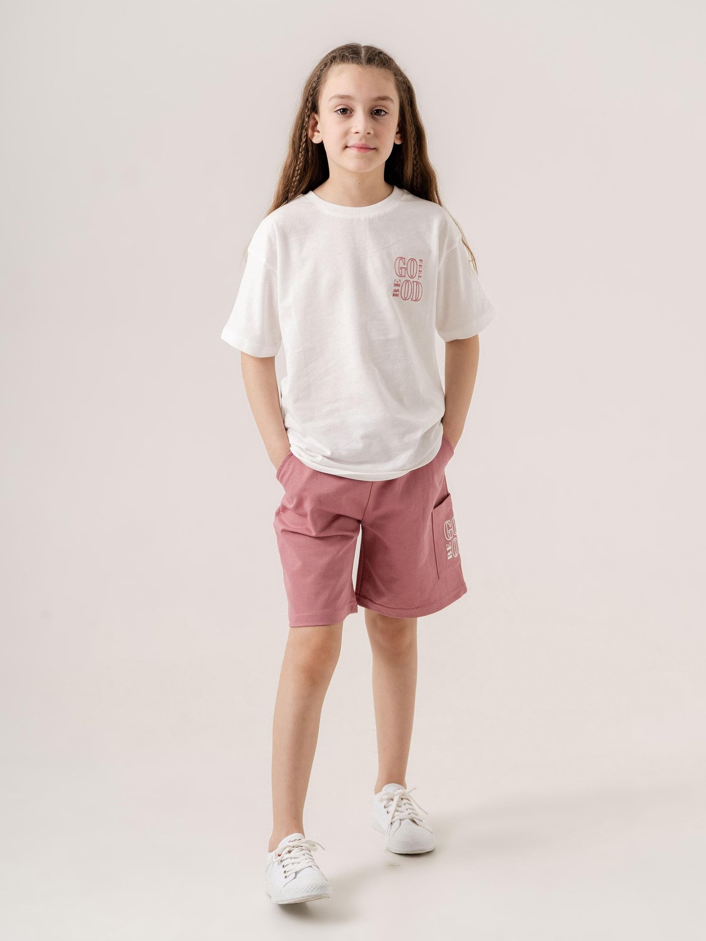 Feel Be God Baskılı Cep Baskı Detaylı Kız Çocuk T-shirt Şort Alt-Üst Takımı