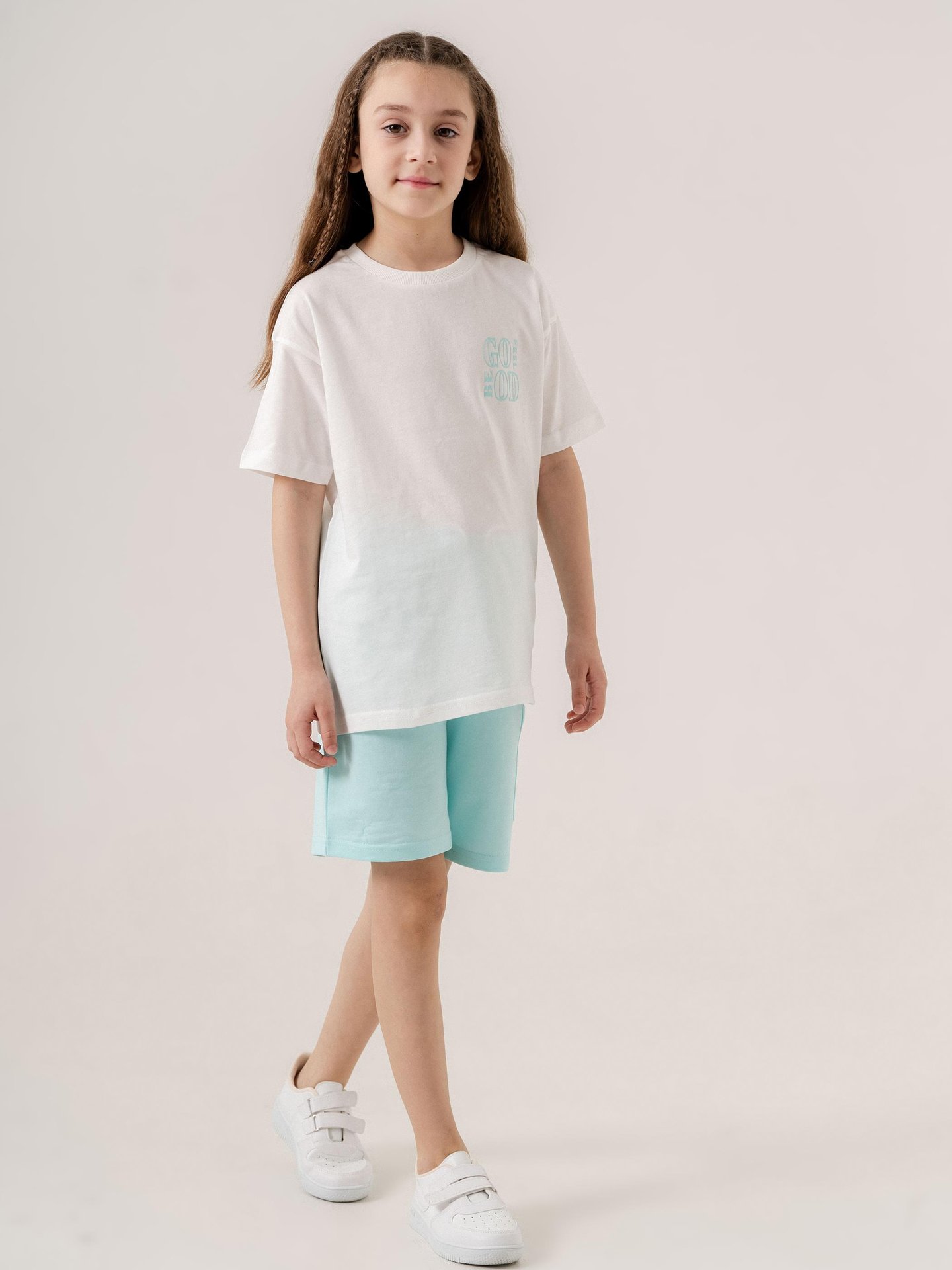 Feel Be God Baskılı Cep Baskı Detaylı Kız Çocuk T-shirt Şort Alt-Üst Takımı