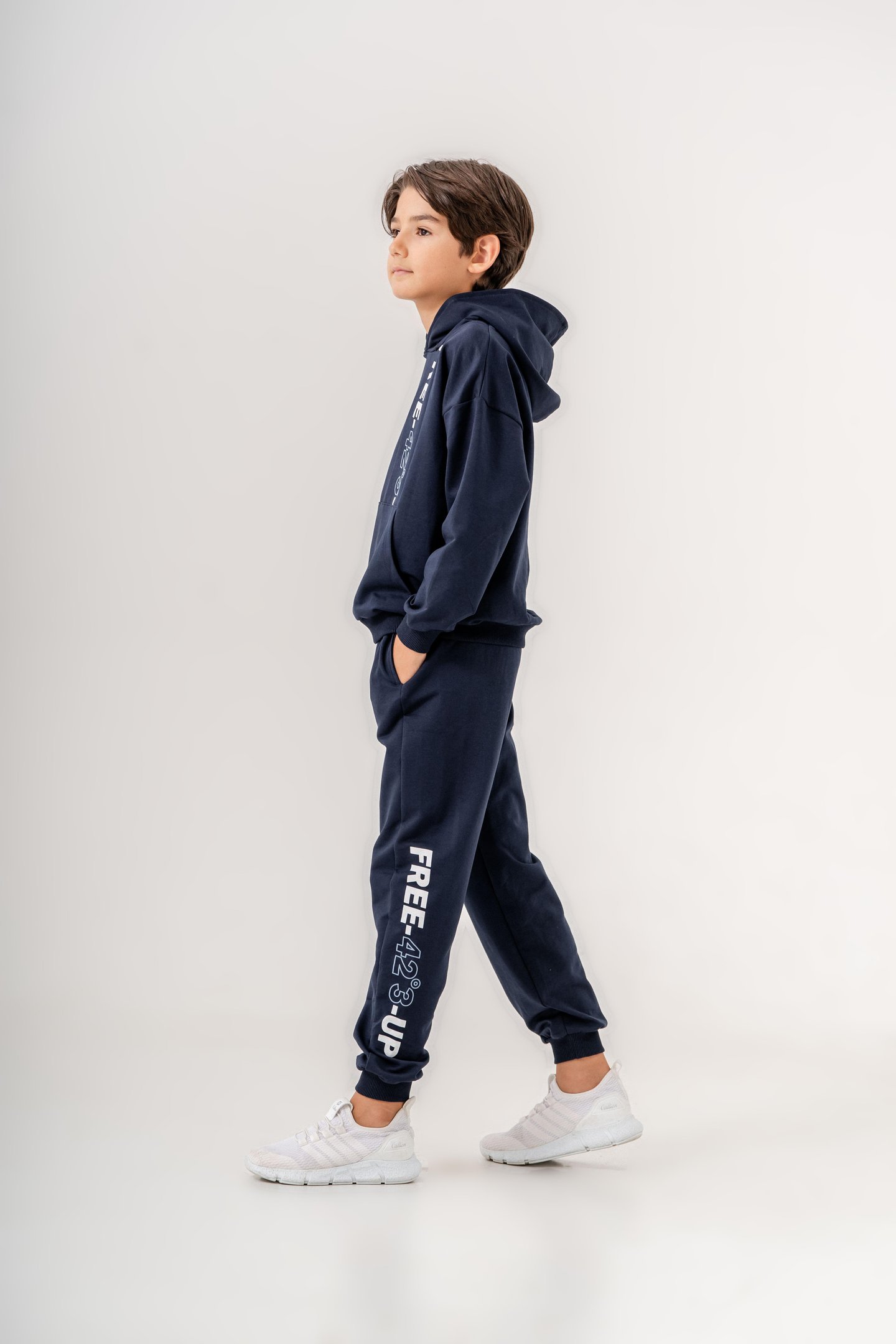 Free-42°3-Up Baskılı Bacak Baskı Detaylı Kapüşonlu Erkek Çocuk Alt Üst Eşofman Takımı