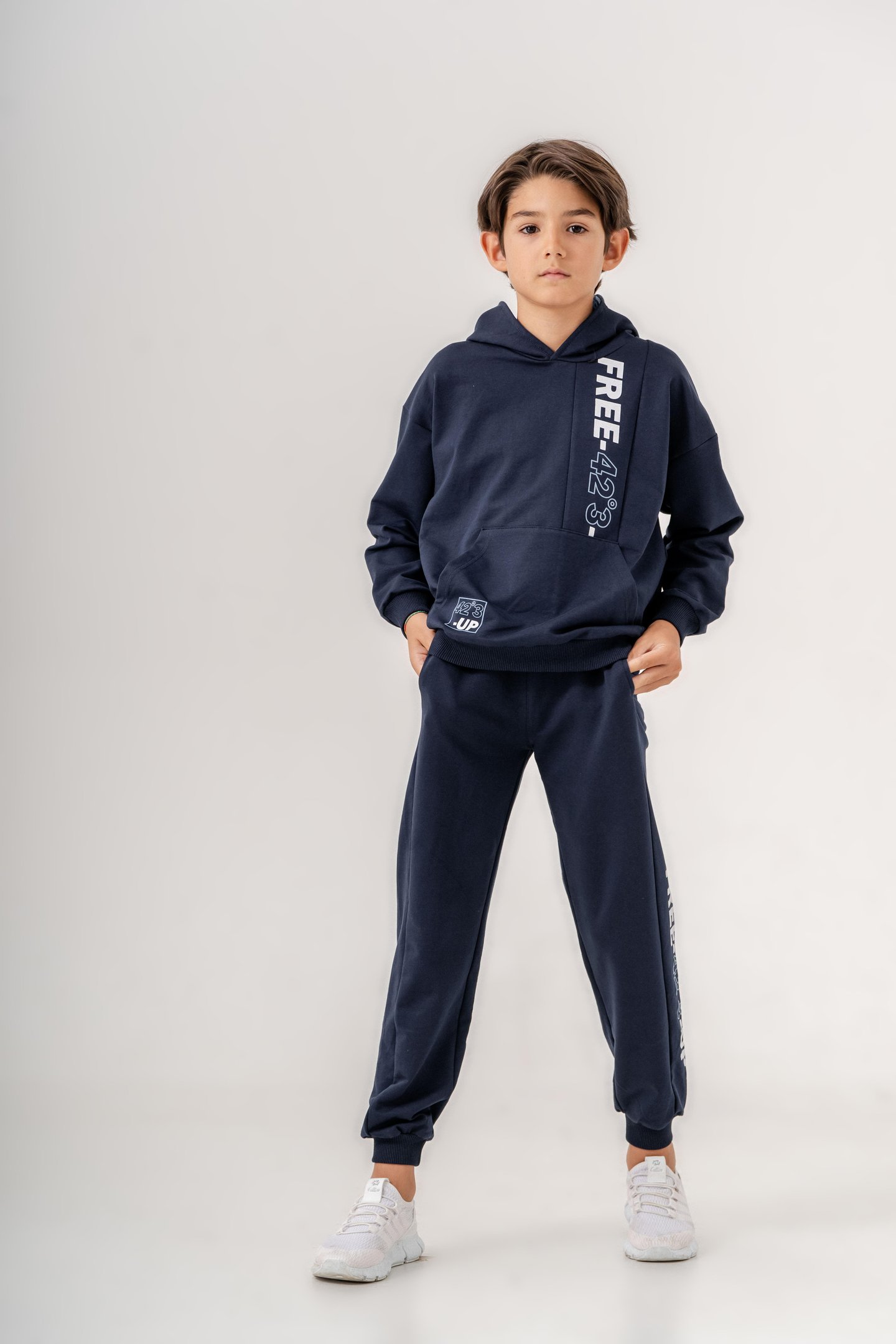 Free-42°3-Up Baskılı Bacak Baskı Detaylı Kapüşonlu Erkek Çocuk Alt Üst Eşofman Takımı