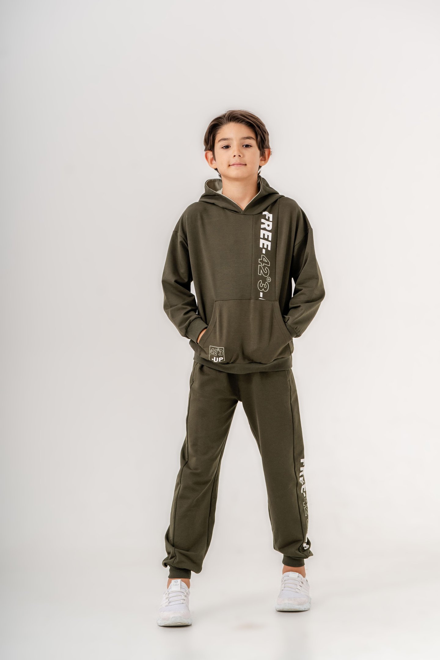 Free-42°3-Up Baskılı Bacak Baskı Detaylı Kapüşonlu Erkek Çocuk Alt Üst Eşofman Takımı