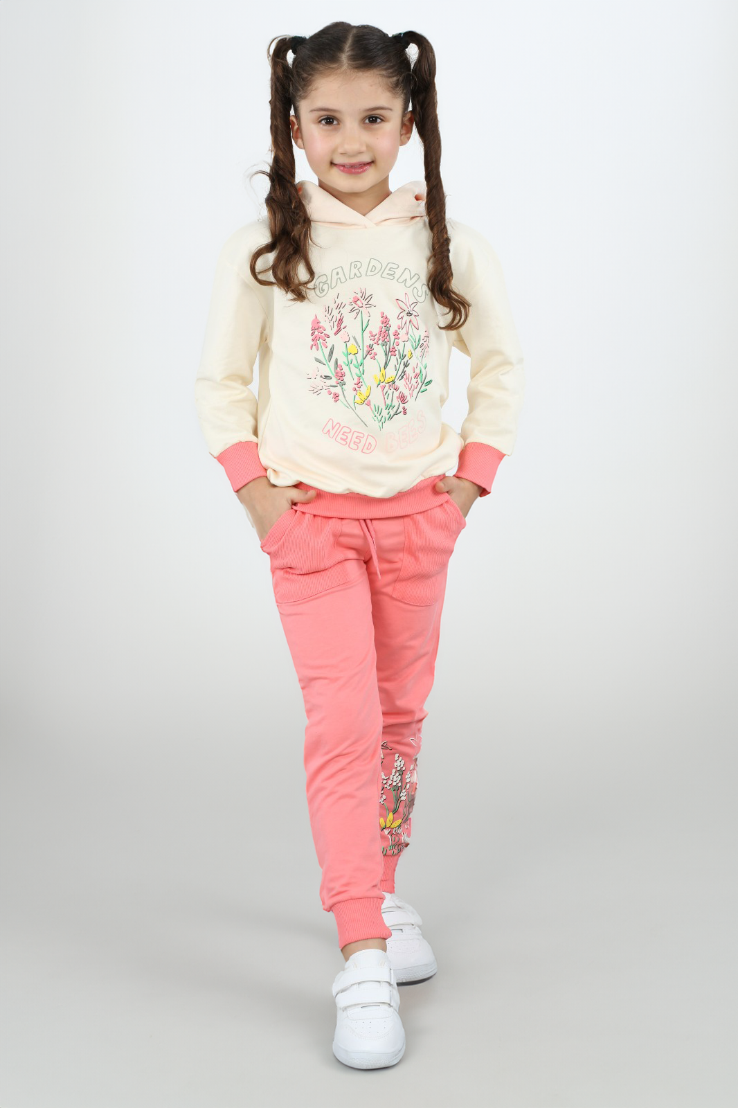 Gardens Needs Bees Baskılı Kapüşonlu Alt Üst Kız Çocuk Eşofman Takımı