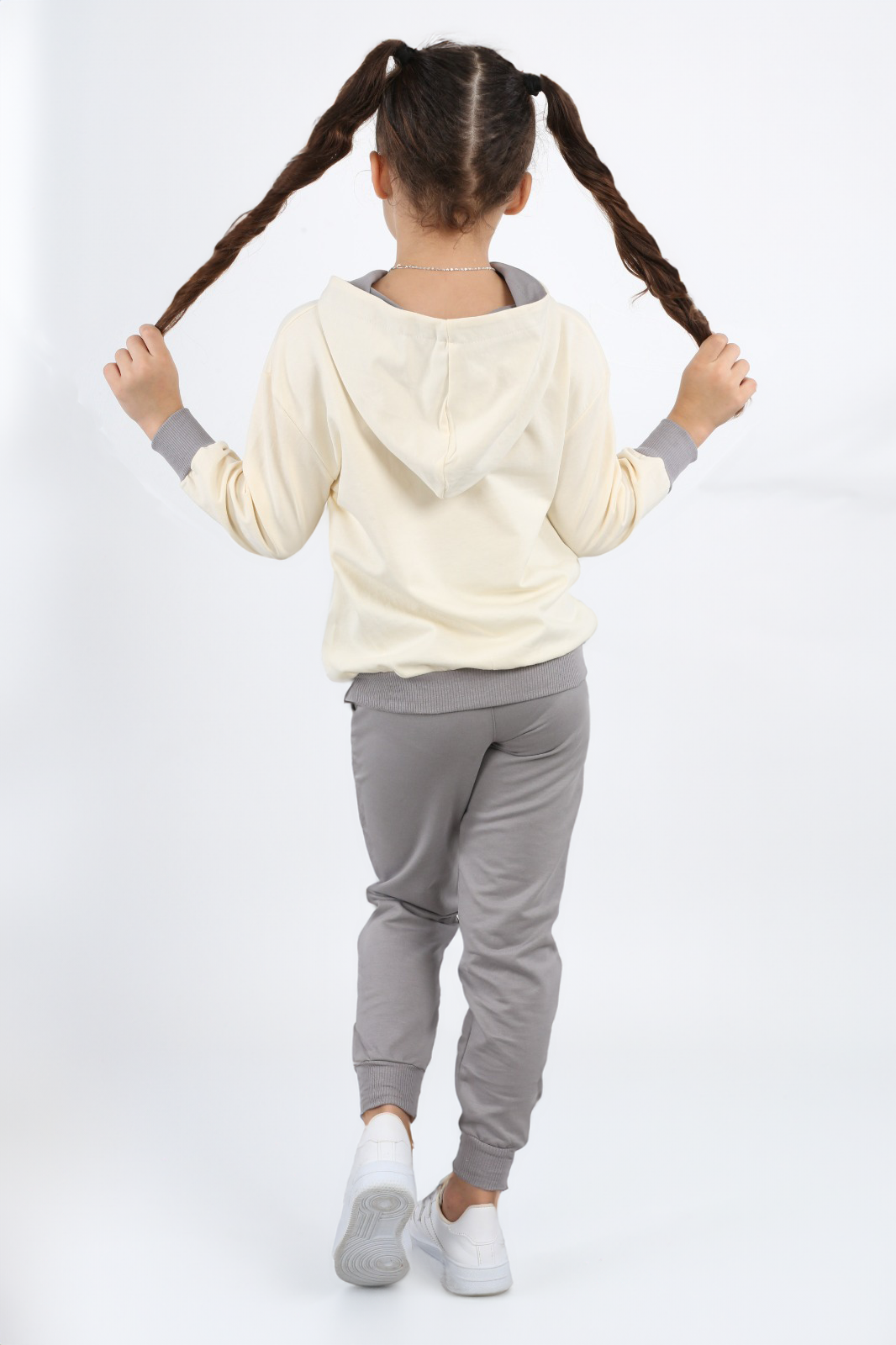 Gardens Needs Bees Baskılı Kapüşonlu Alt Üst Kız Çocuk Eşofman Takımı