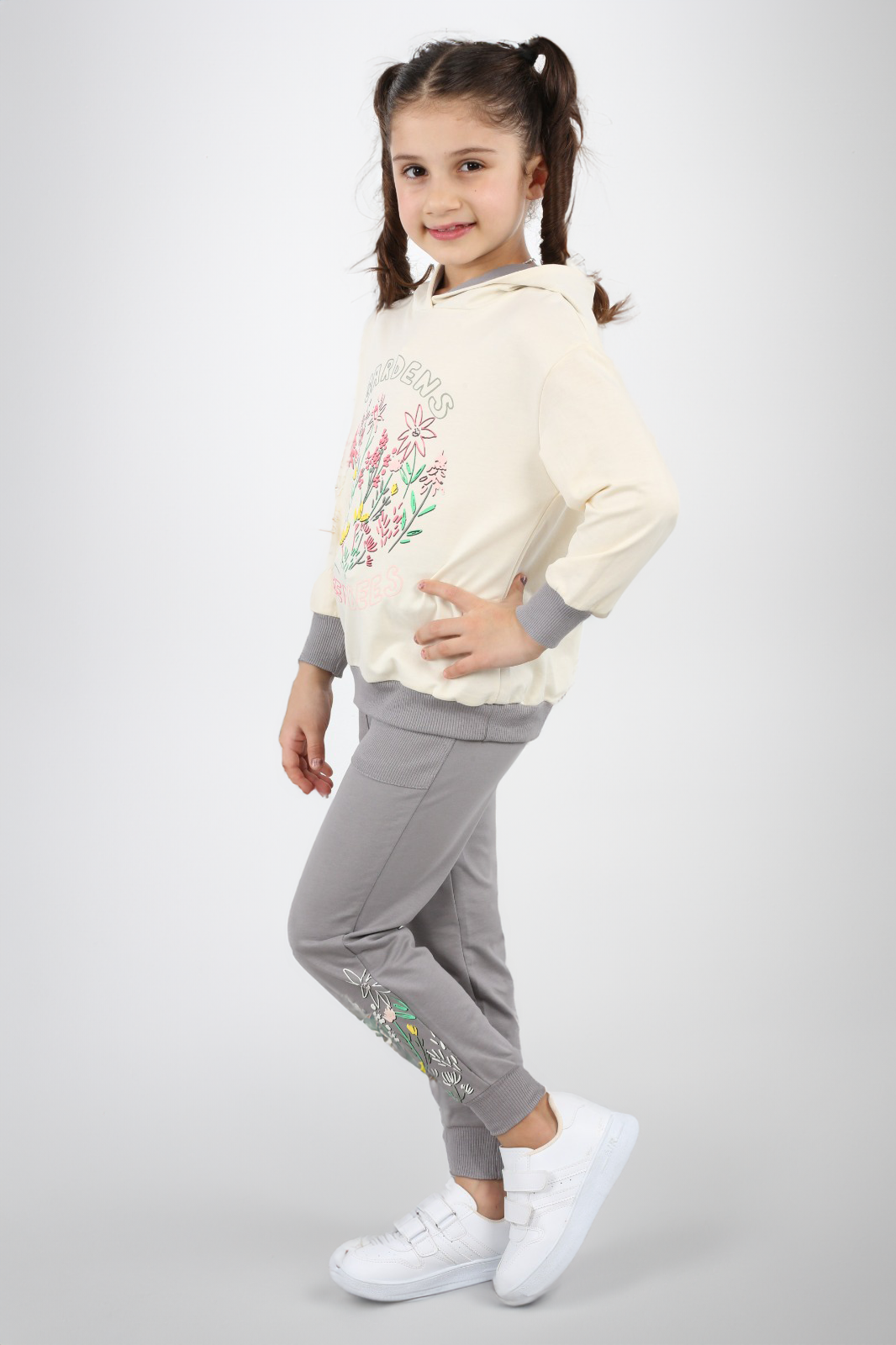 Gardens Needs Bees Baskılı Kapüşonlu Alt Üst Kız Çocuk Eşofman Takımı