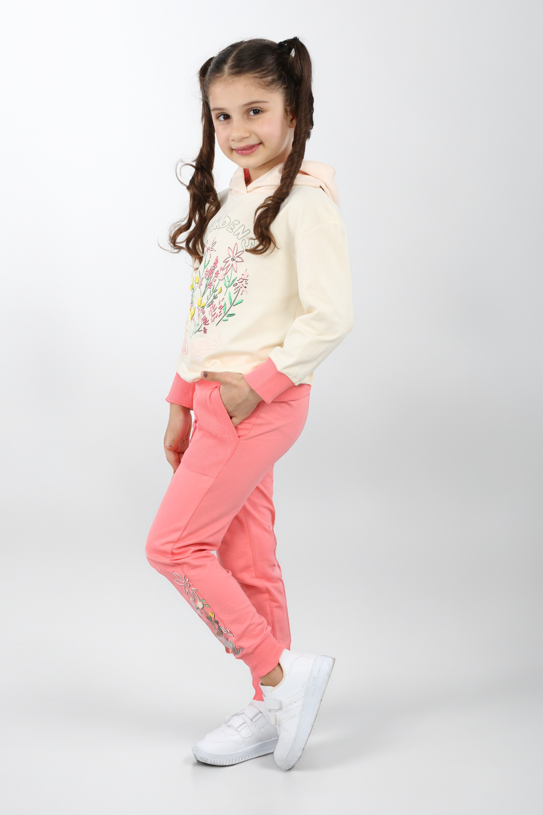 Gardens Needs Bees Baskılı Kapüşonlu Alt Üst Kız Çocuk Eşofman Takımı