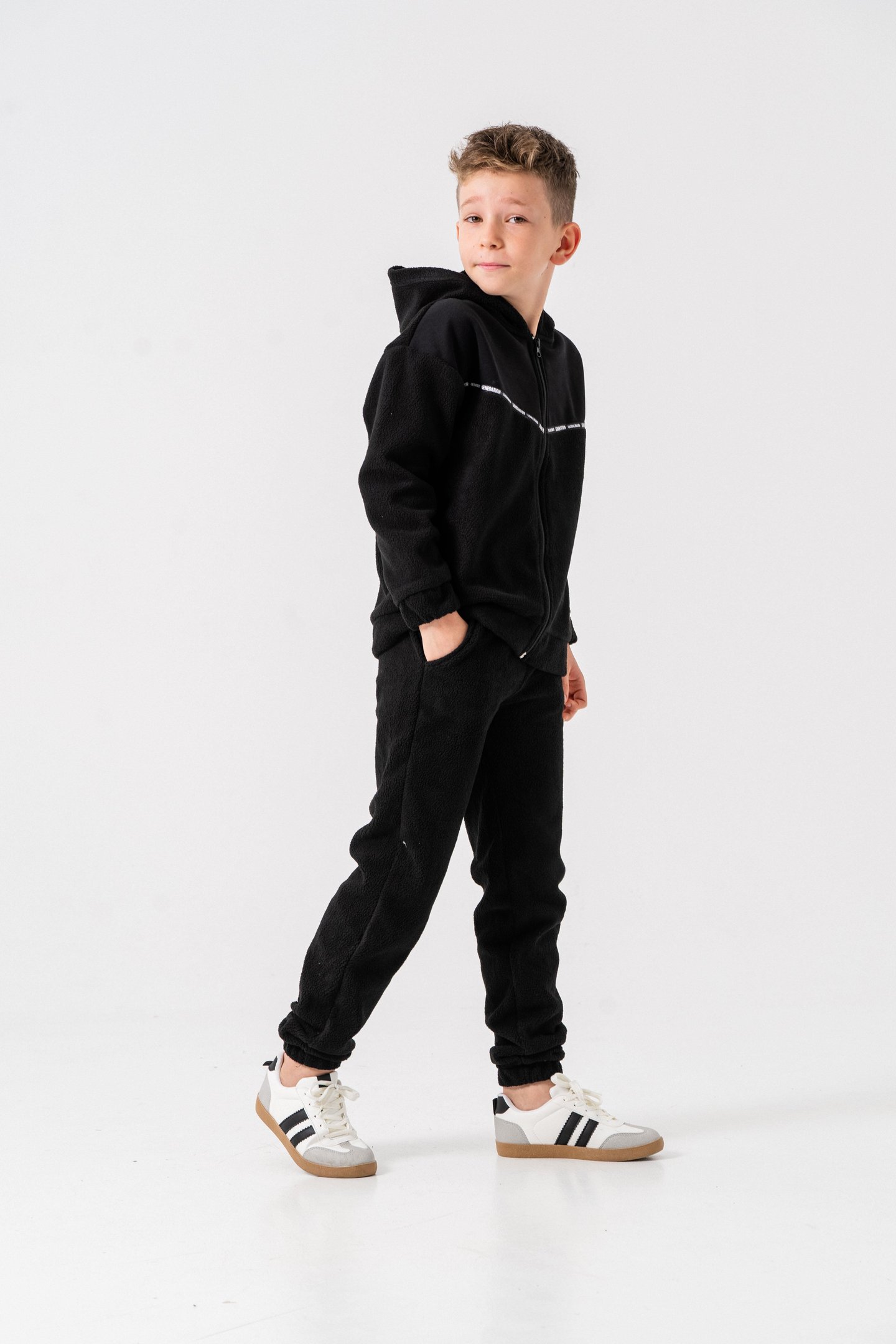 Generation Casual Brand Yazılı Şerit Baskılı Polar Erkek Çocuk Alt-Üst Eşofman Takımı