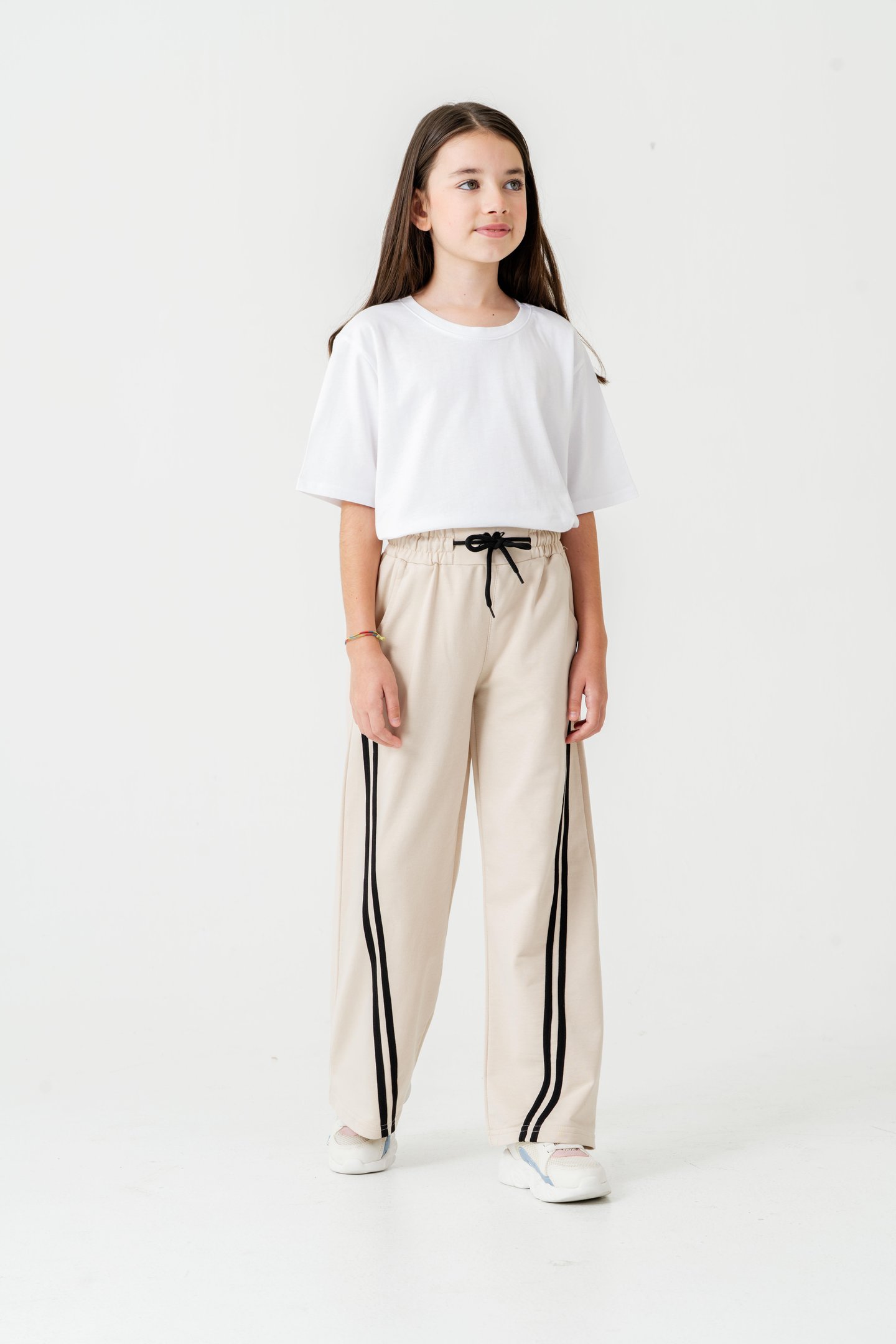 Geniş Paçalı Balık Sırtı Yanları Şeritli Kız Çocuk Eşofman Altı