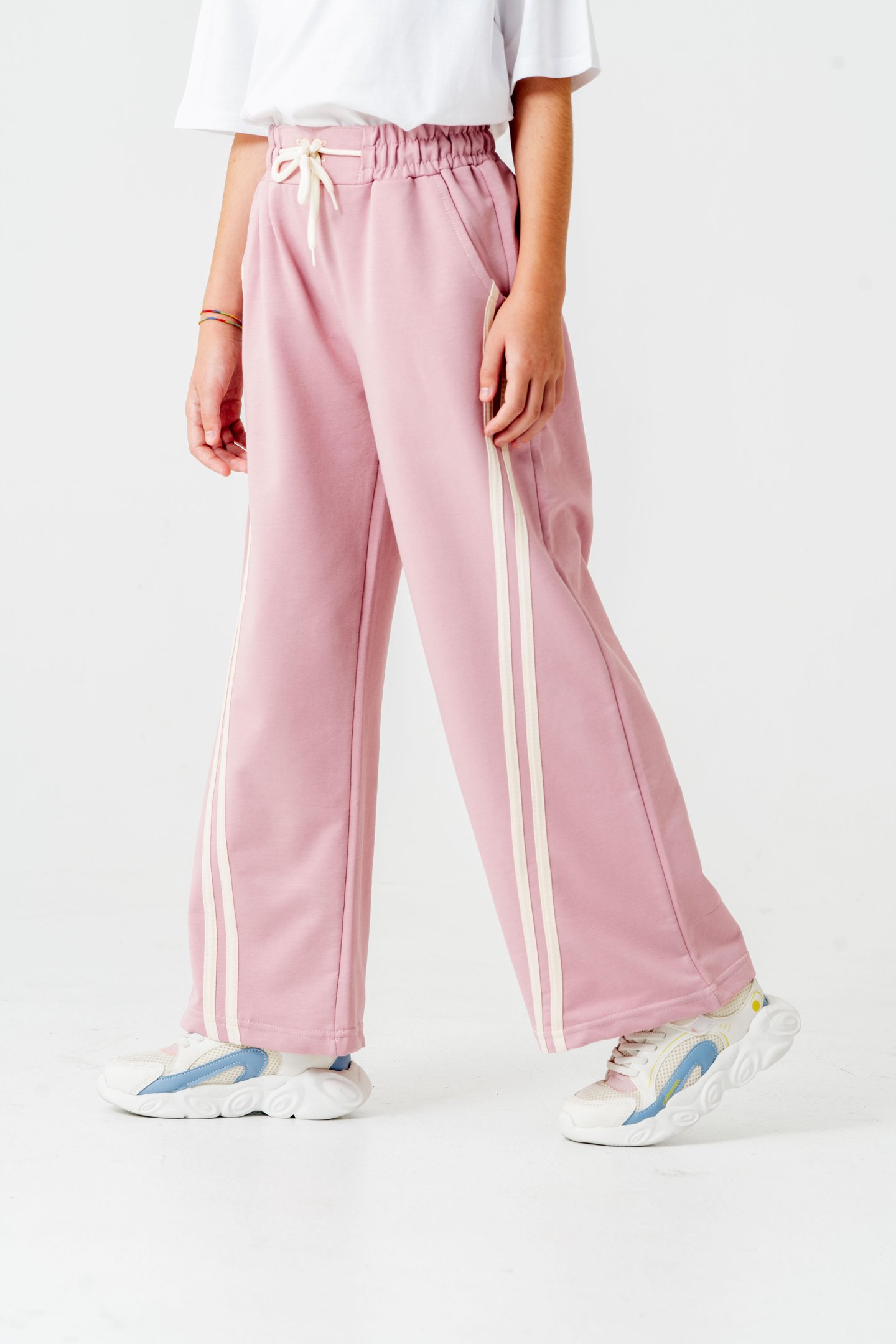 Geniş Paçalı Balık Sırtı Yanları Şeritli Kız Çocuk Eşofman Altı