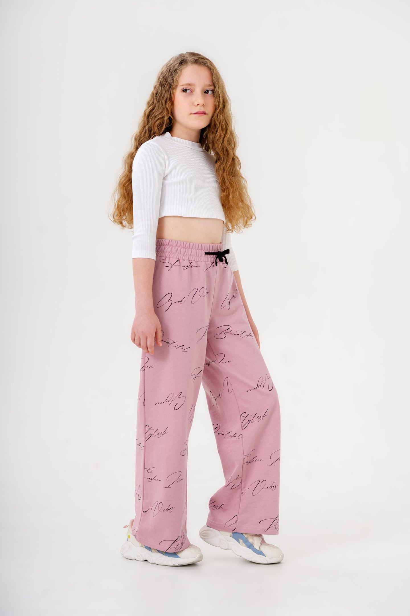 Geniş Paçalı Tüm Alan Baskılı Kız Çocuk Eşofman Altı