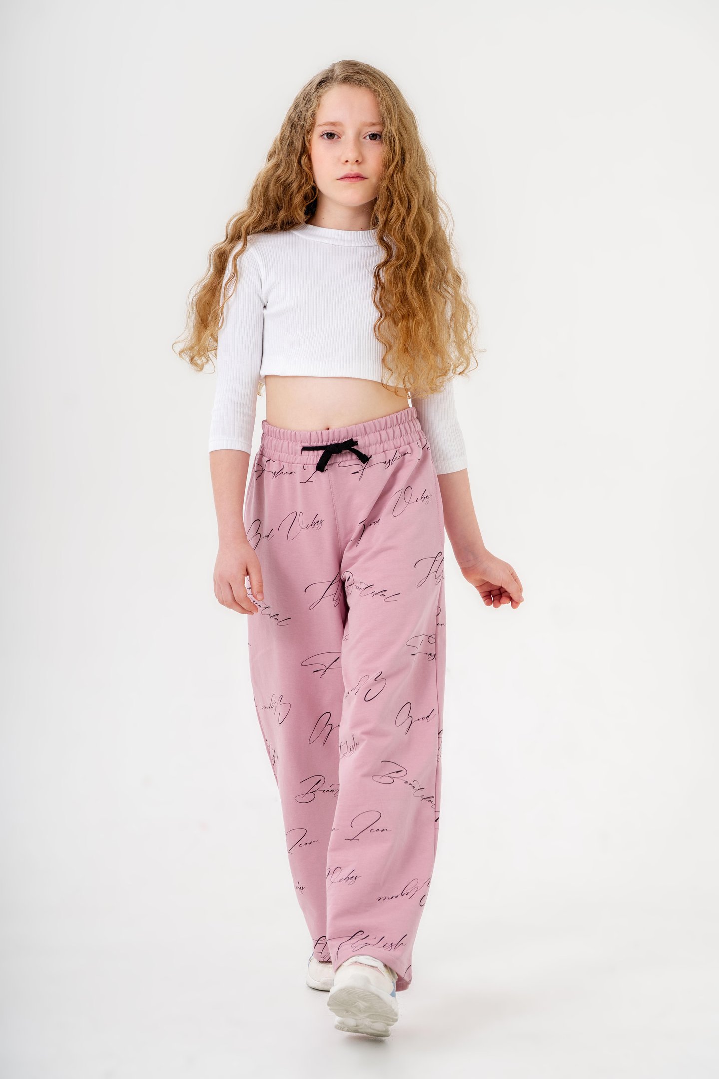 Geniş Paçalı Tüm Alan Baskılı Kız Çocuk Eşofman Altı