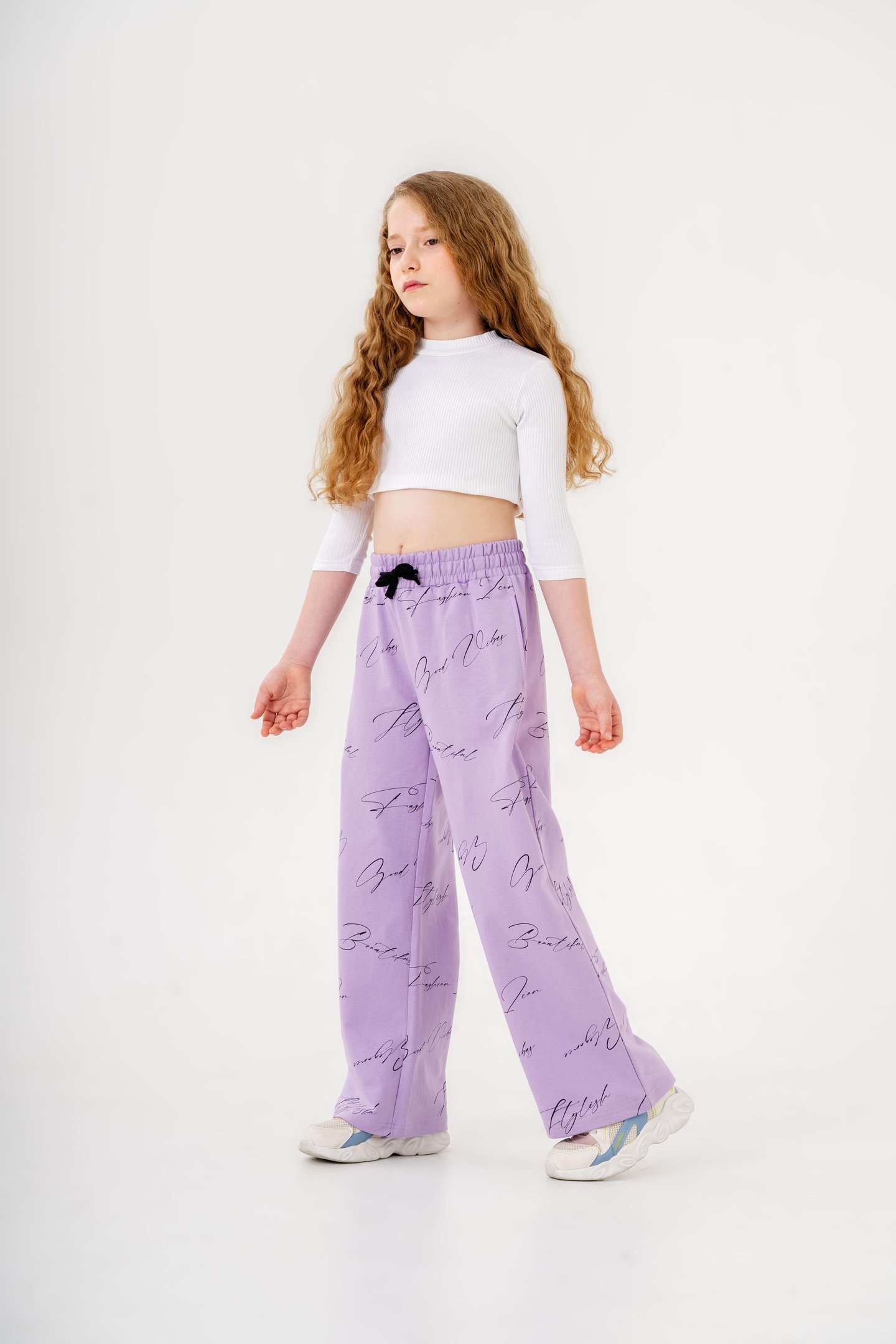 Geniş Paçalı Tüm Alan Baskılı Kız Çocuk Eşofman Altı