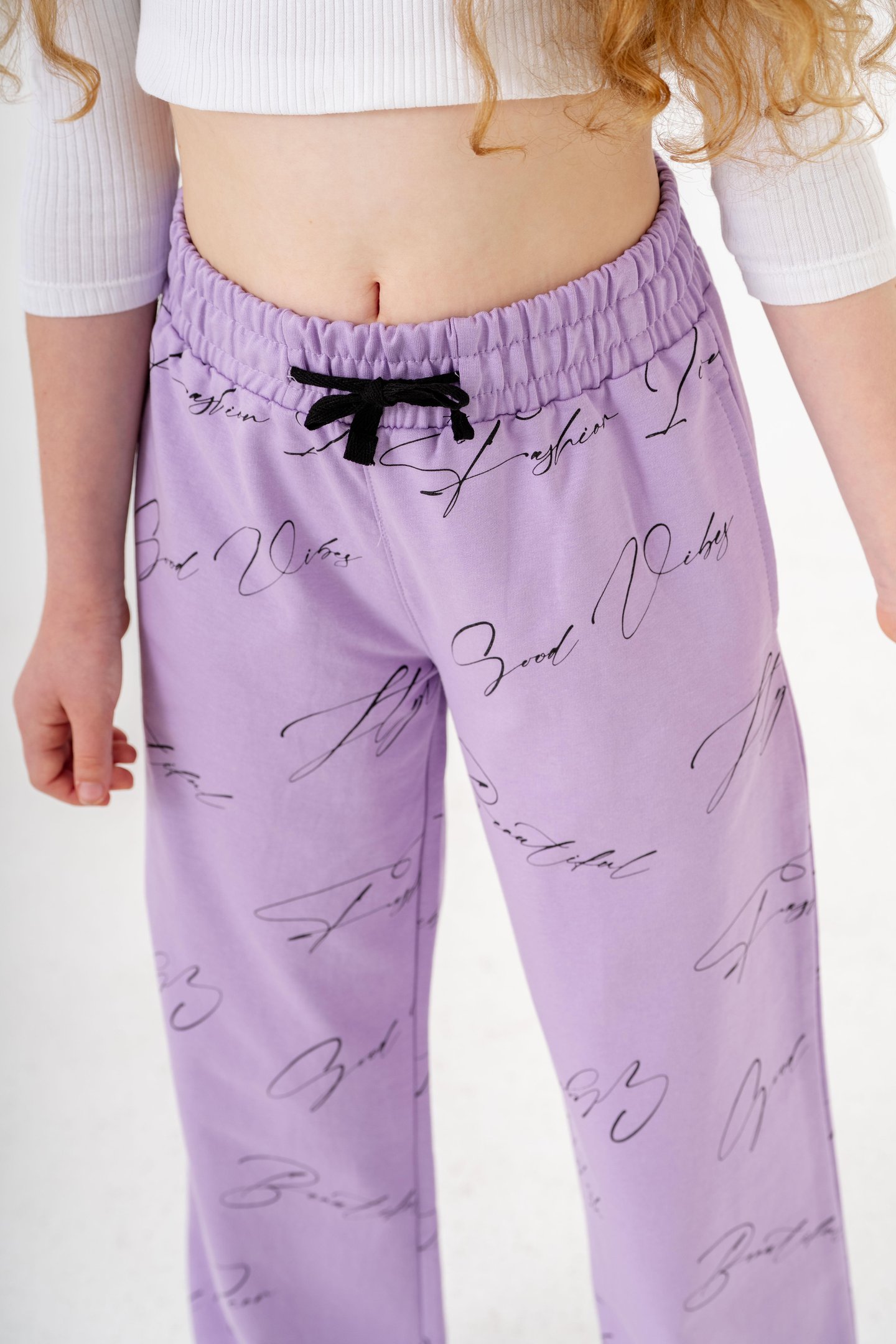 Geniş Paçalı Tüm Alan Baskılı Kız Çocuk Eşofman Altı