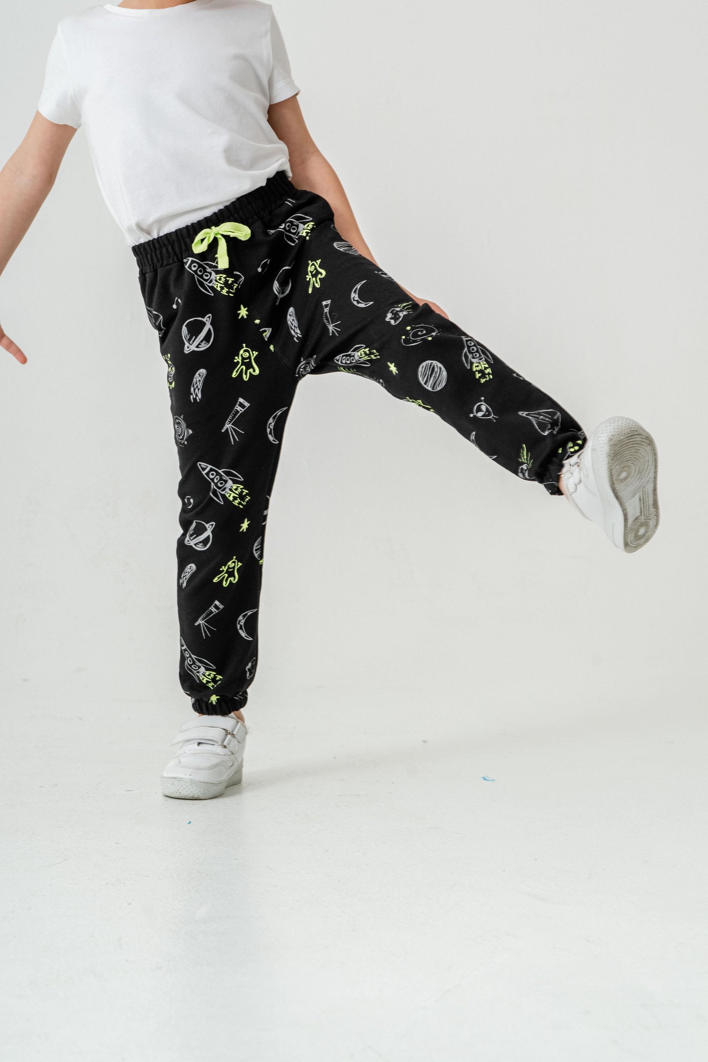 Gezegen Baskılı Erkek Çocuk Eşofman Altı