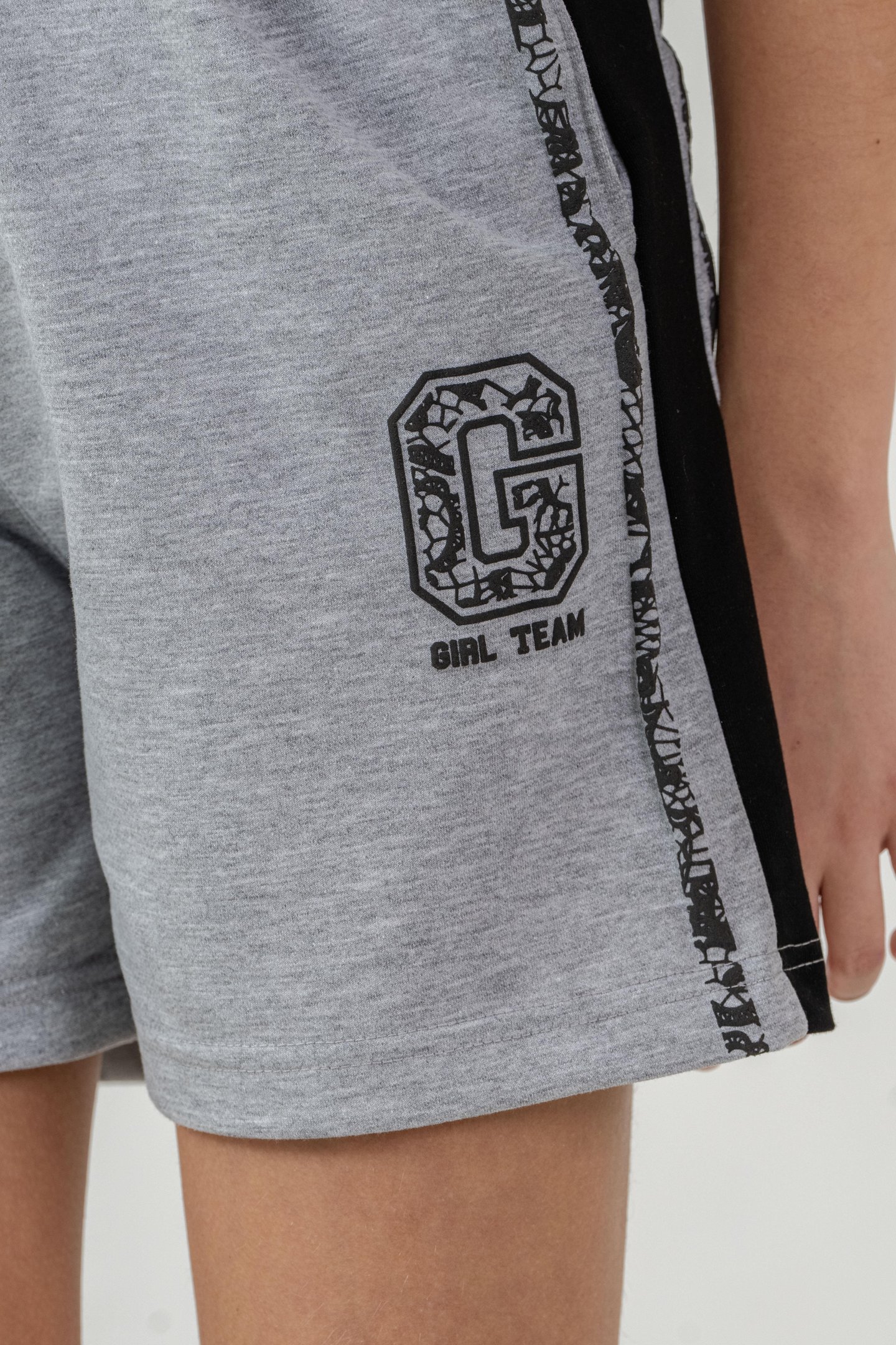 Girl Team Baskılı Yanlar Garnili Kız Çocuk Şort