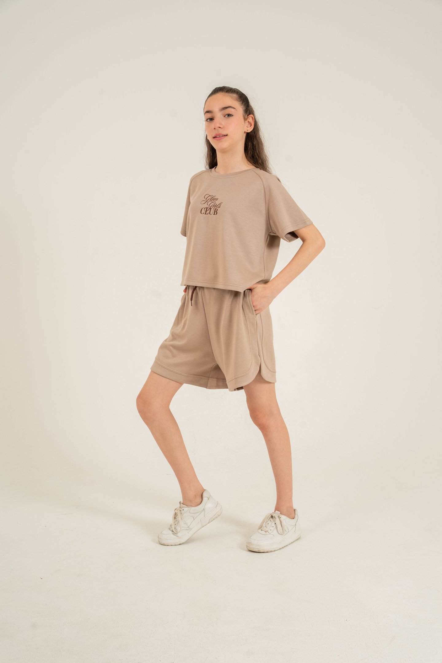 Glow Girls Club Nakışlı Yumaşak Dokulu-Comfort Kumaş Kız Çocuk Alt Üst Eşofman Takımı