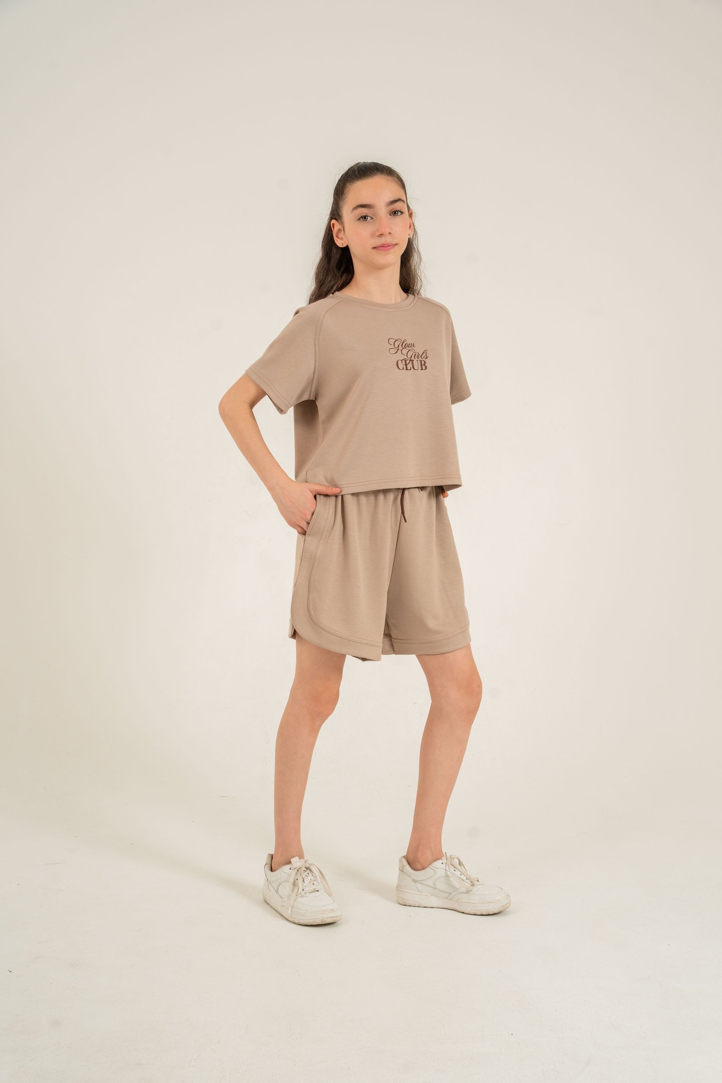 Glow Girls Club Nakışlı Yumaşak Dokulu-Comfort Kumaş Kız Çocuk Alt Üst Eşofman Takımı